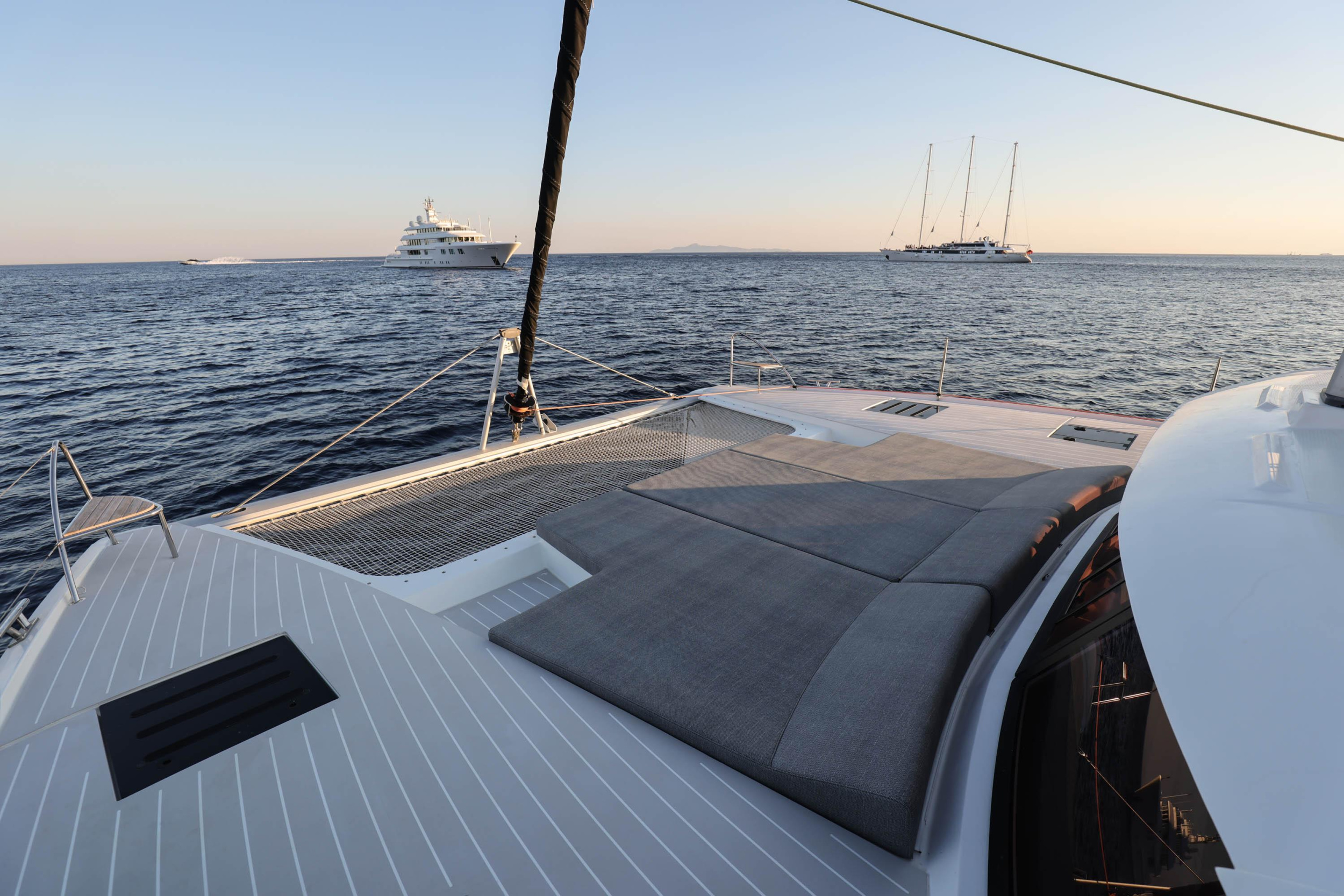 Fountaine Pajot 47 TANNA LUX (GEN, AC, WATERMAKER) — photo 12