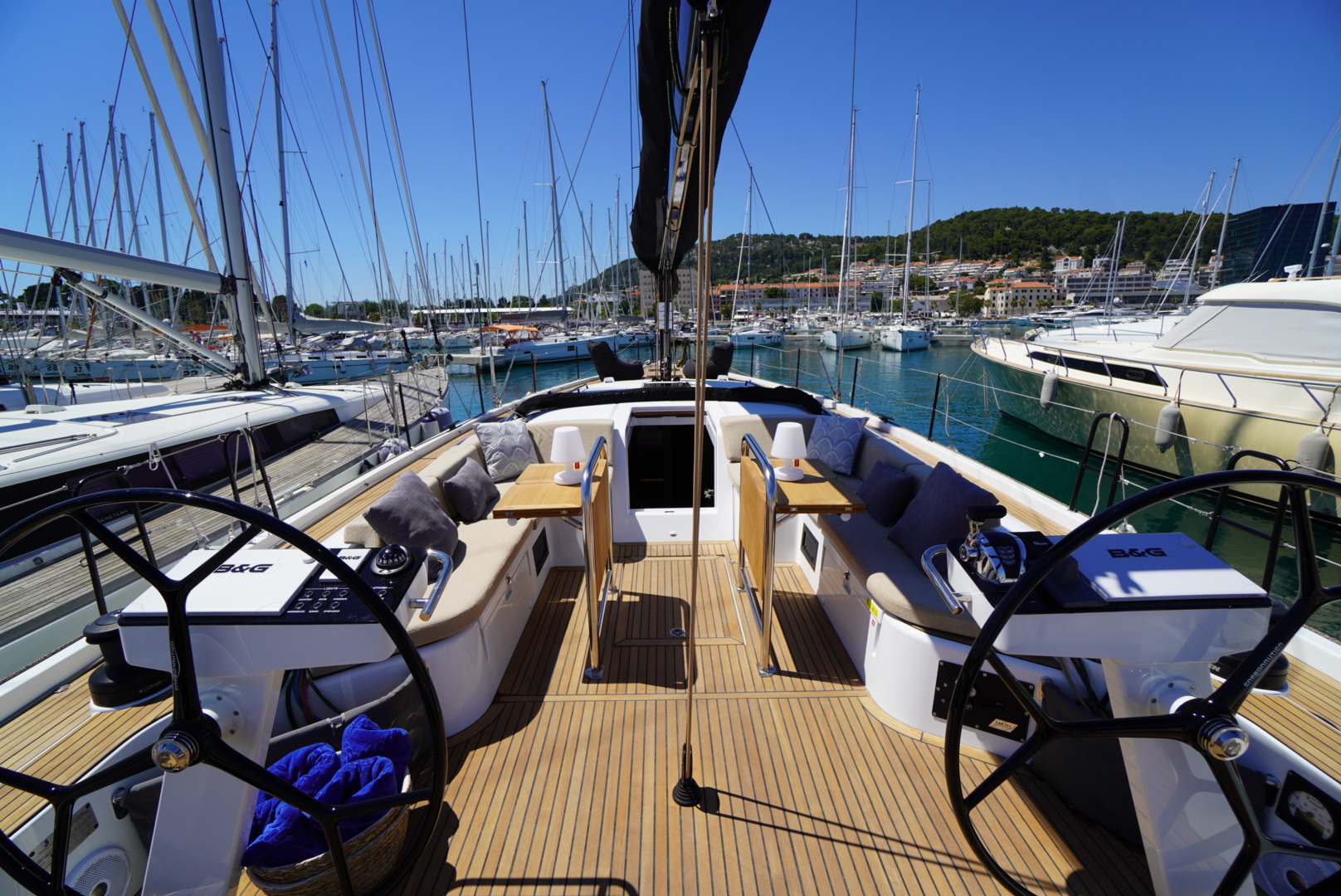 First Yacht 53 — photo 8
