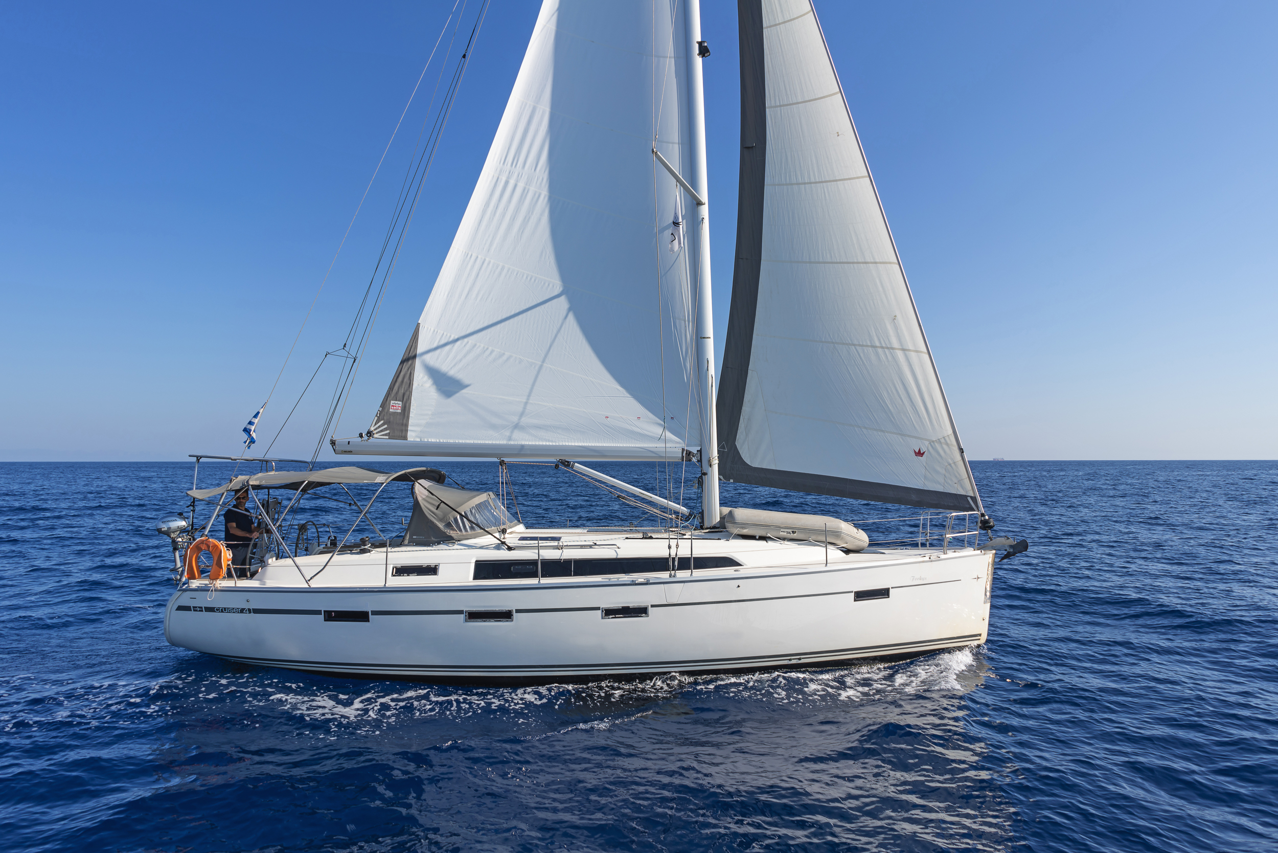 Bavaria Cruiser 41 — photo 11