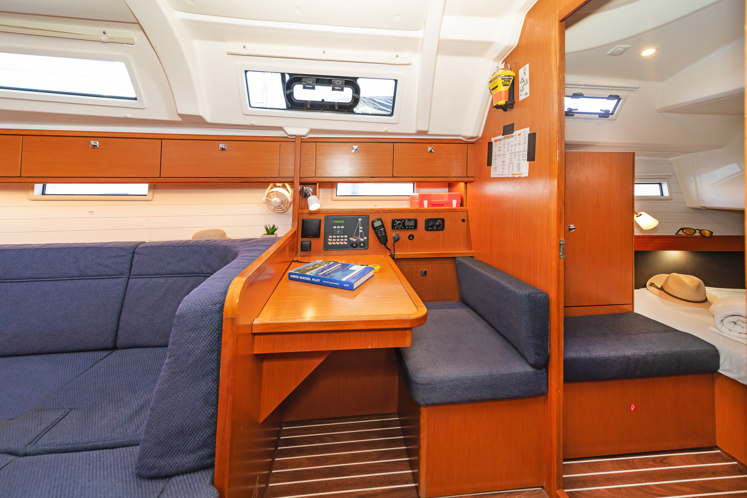 Bavaria Cruiser 41 — photo 9