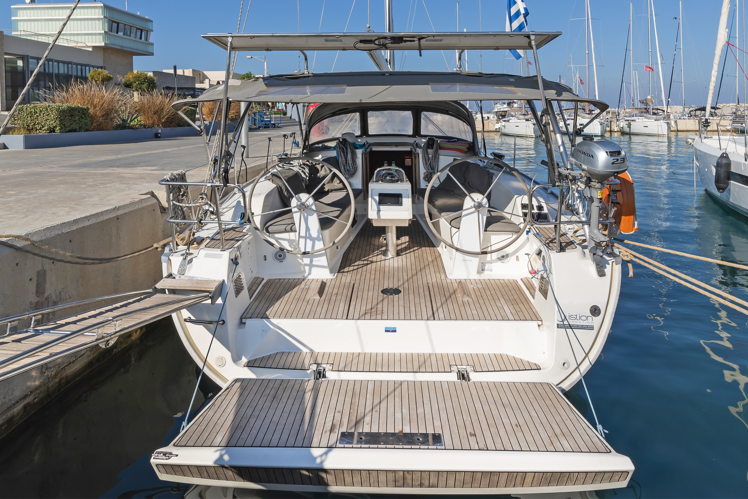 Bavaria Cruiser 41 — photo 4
