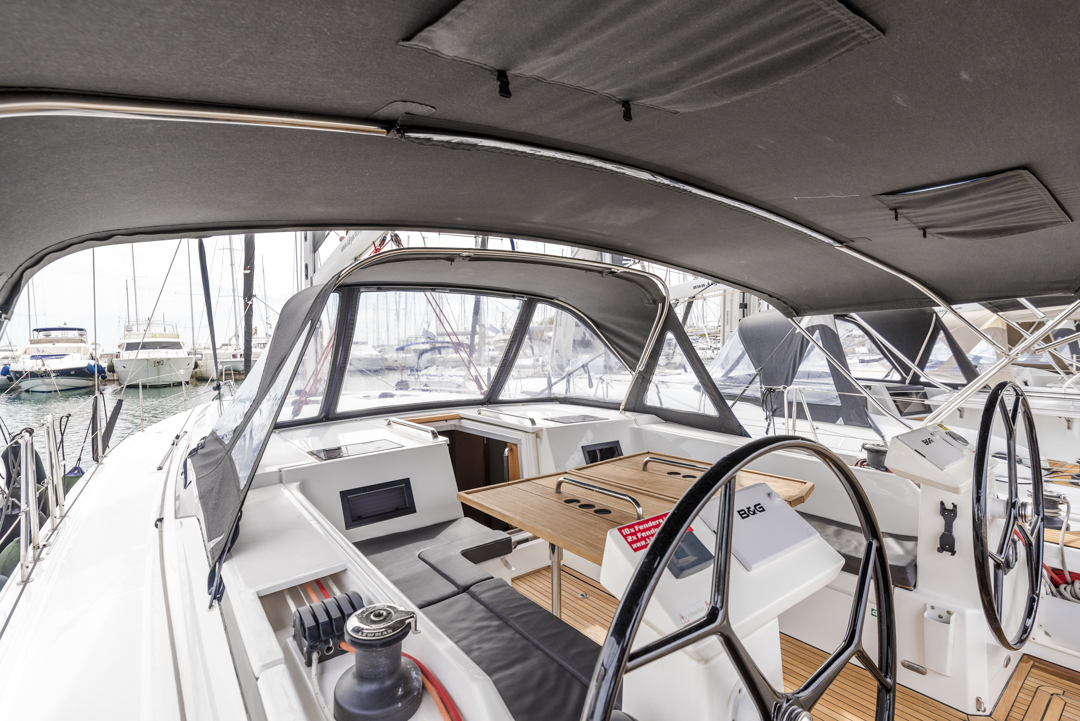 Bavaria C45 — photo 27