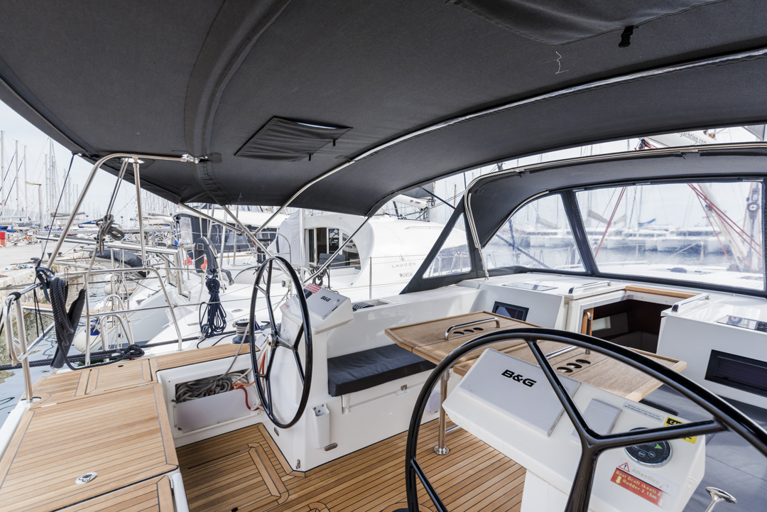 Bavaria C45 — photo 15