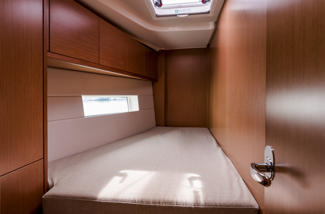 Bavaria C45 — photo 7