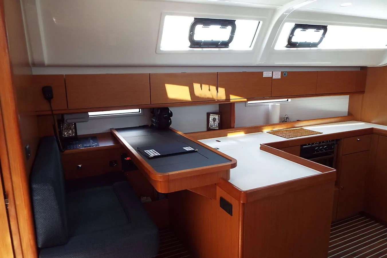 Bavaria 51 — photo 11