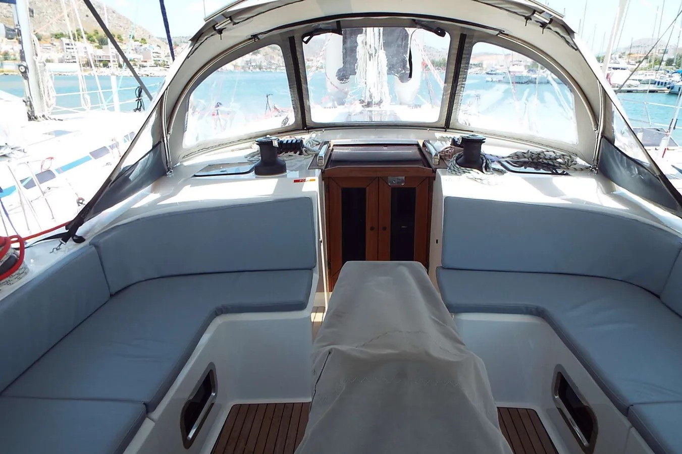 Bavaria 51 — photo 3