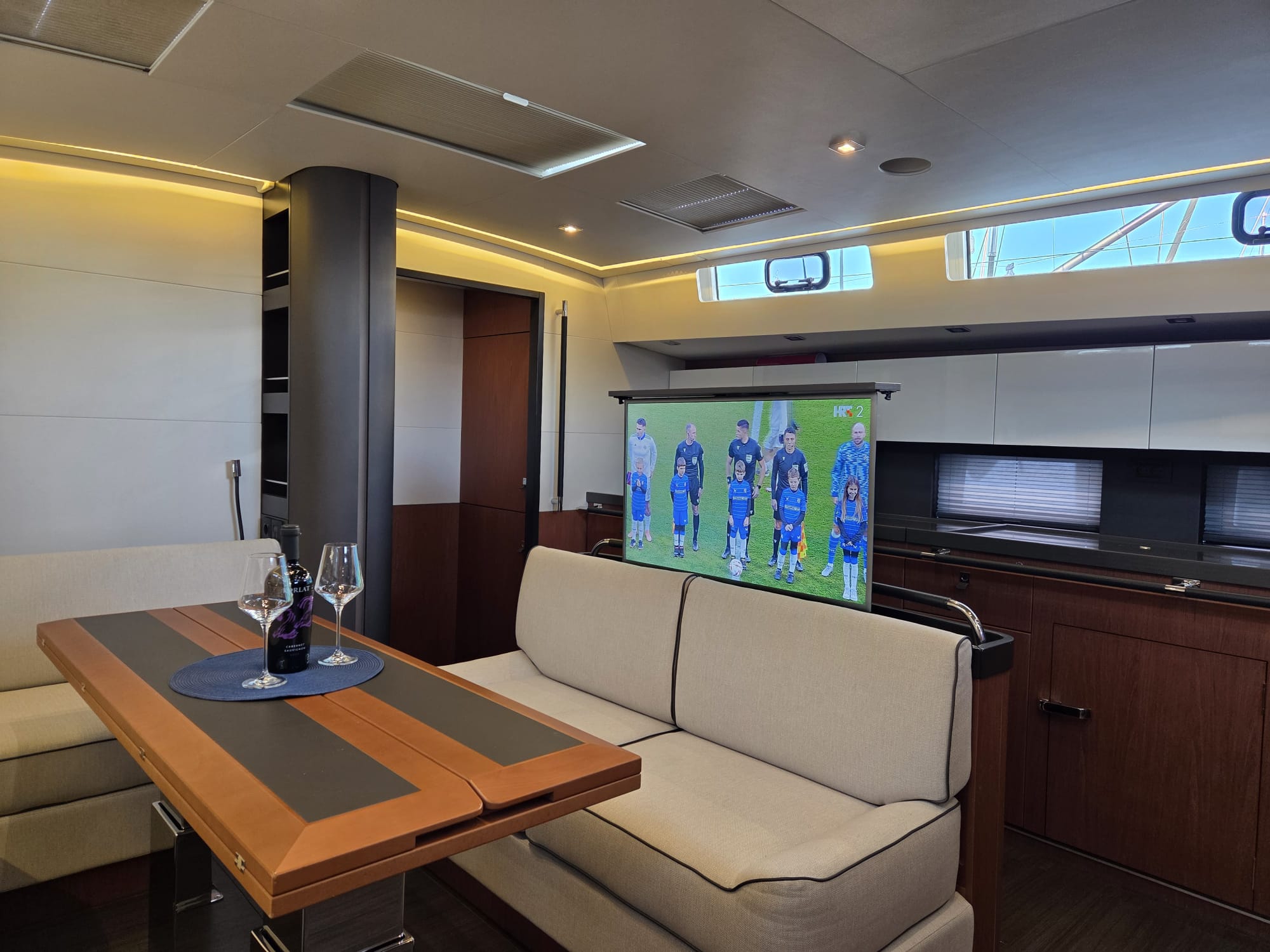Oceanis 62 — photo 19