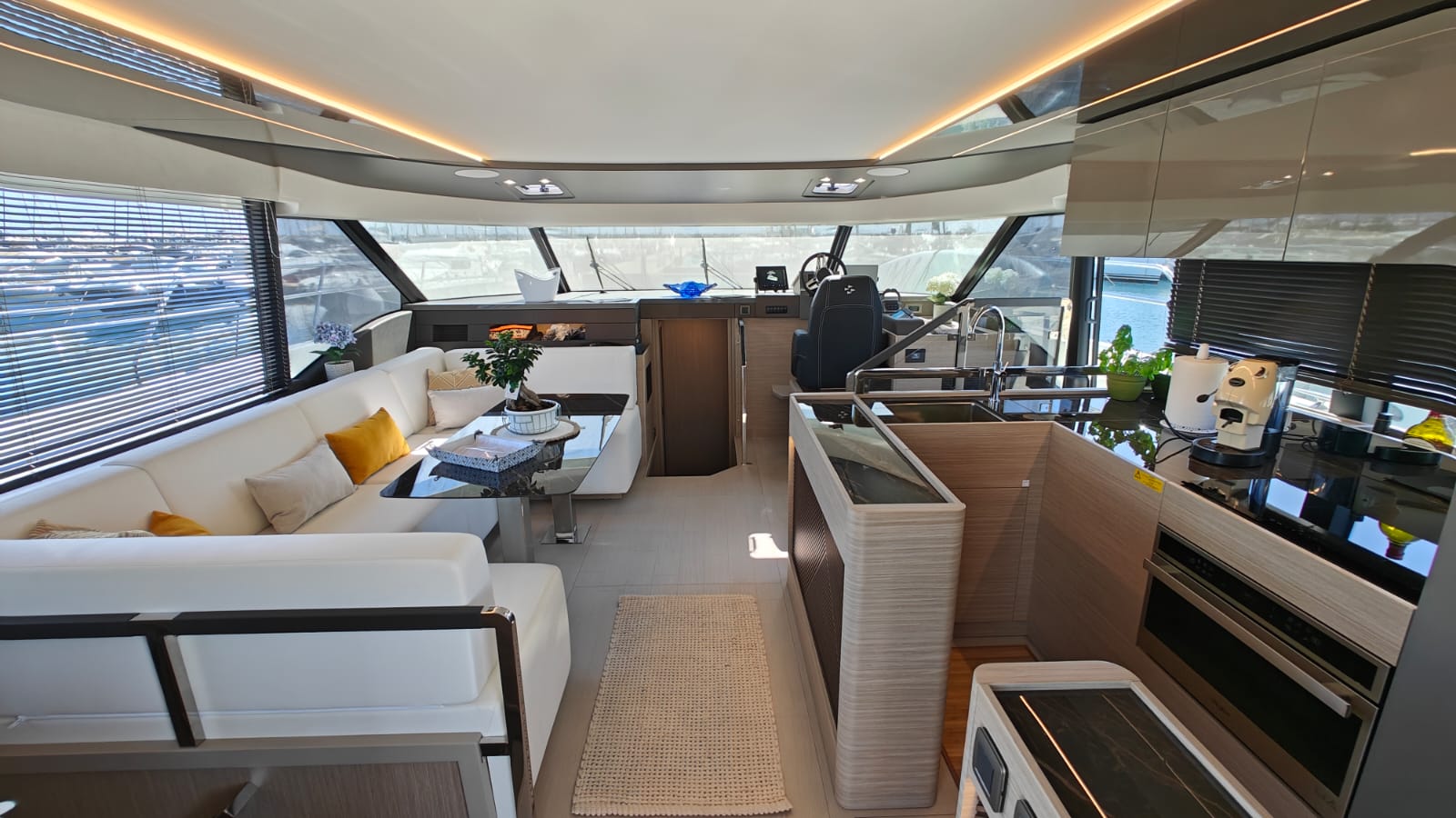 Prestige M48 — photo 16