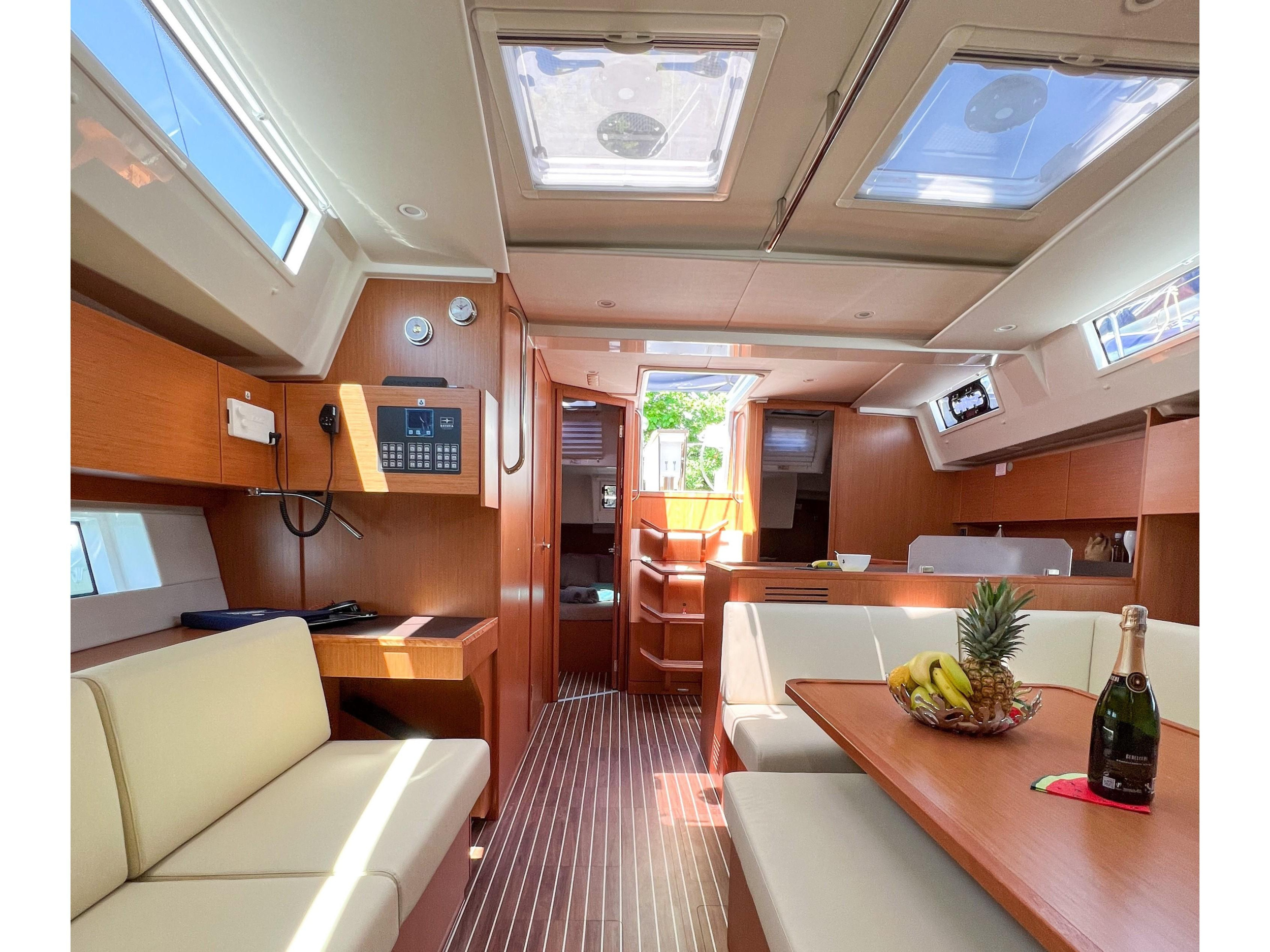 Bavaria C45 — photo 15