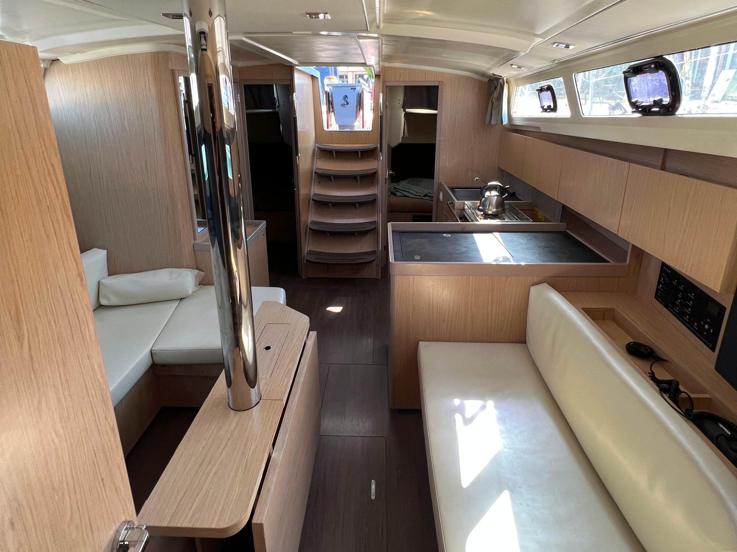 Oceanis 41.1 — photo 10