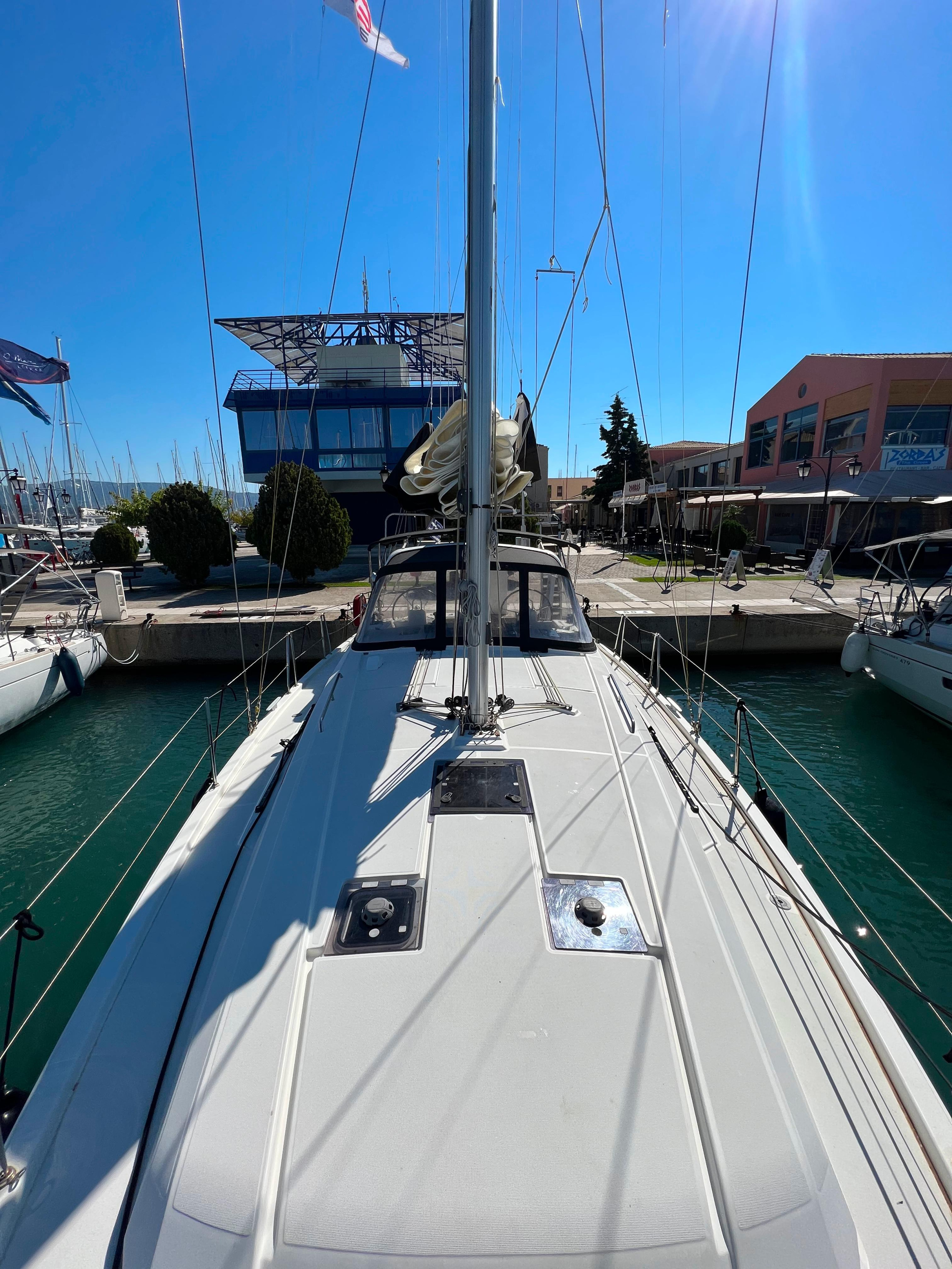 Oceanis 41.1 — photo 12