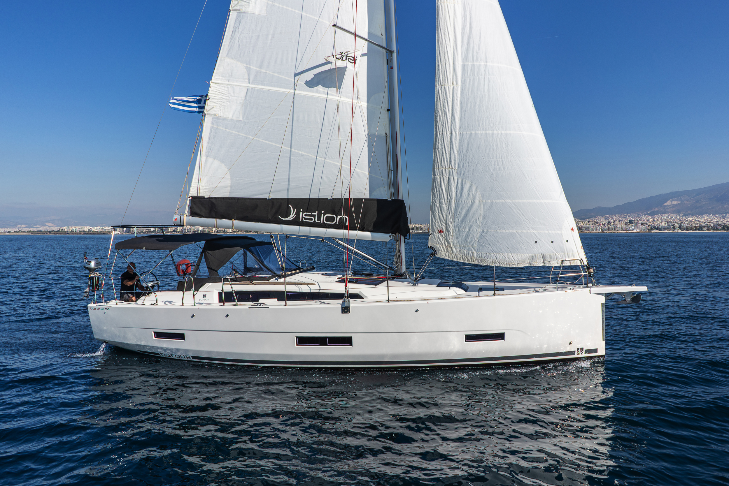 Dufour 390 — photo 13
