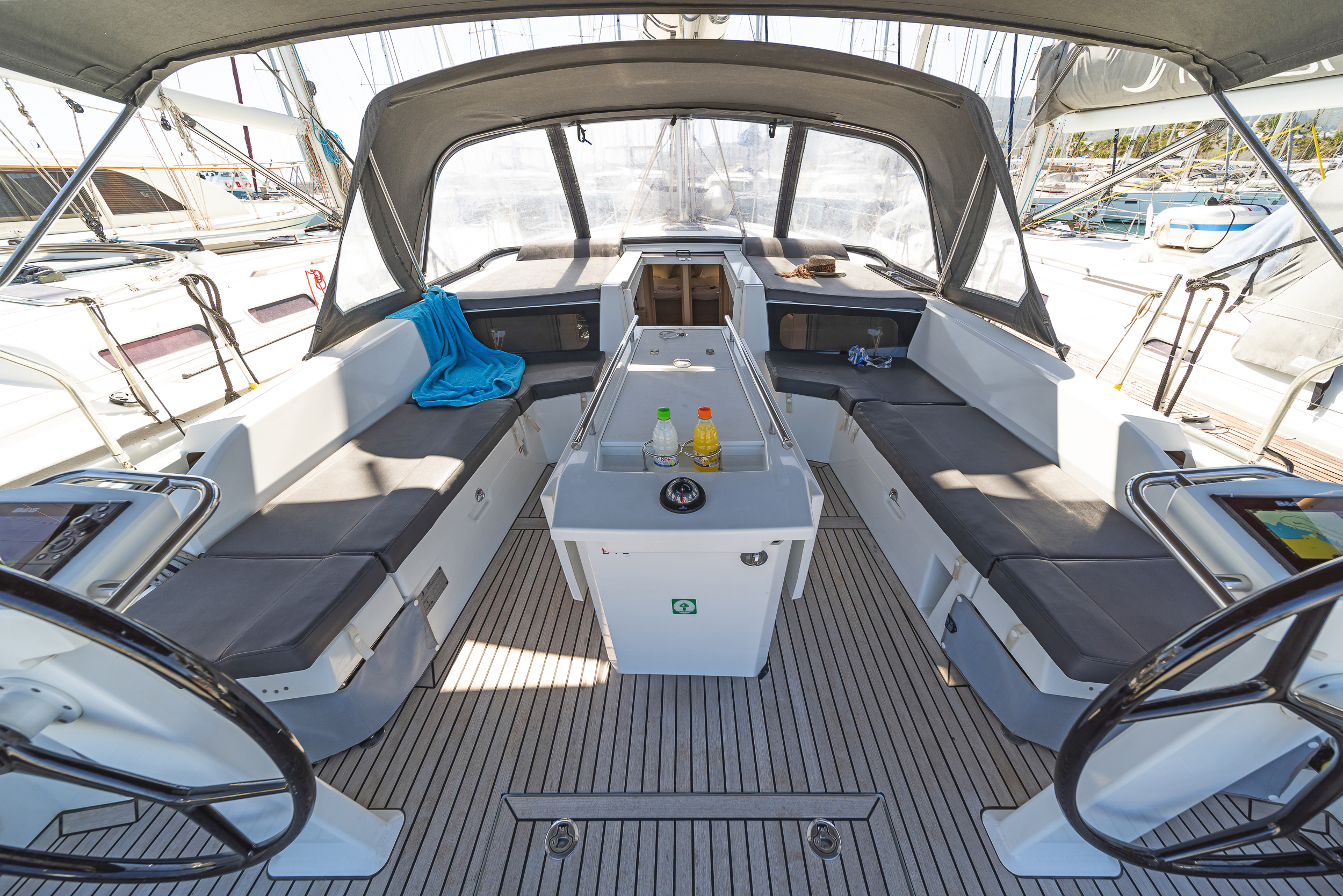 Oceanis 46.1 — photo 4