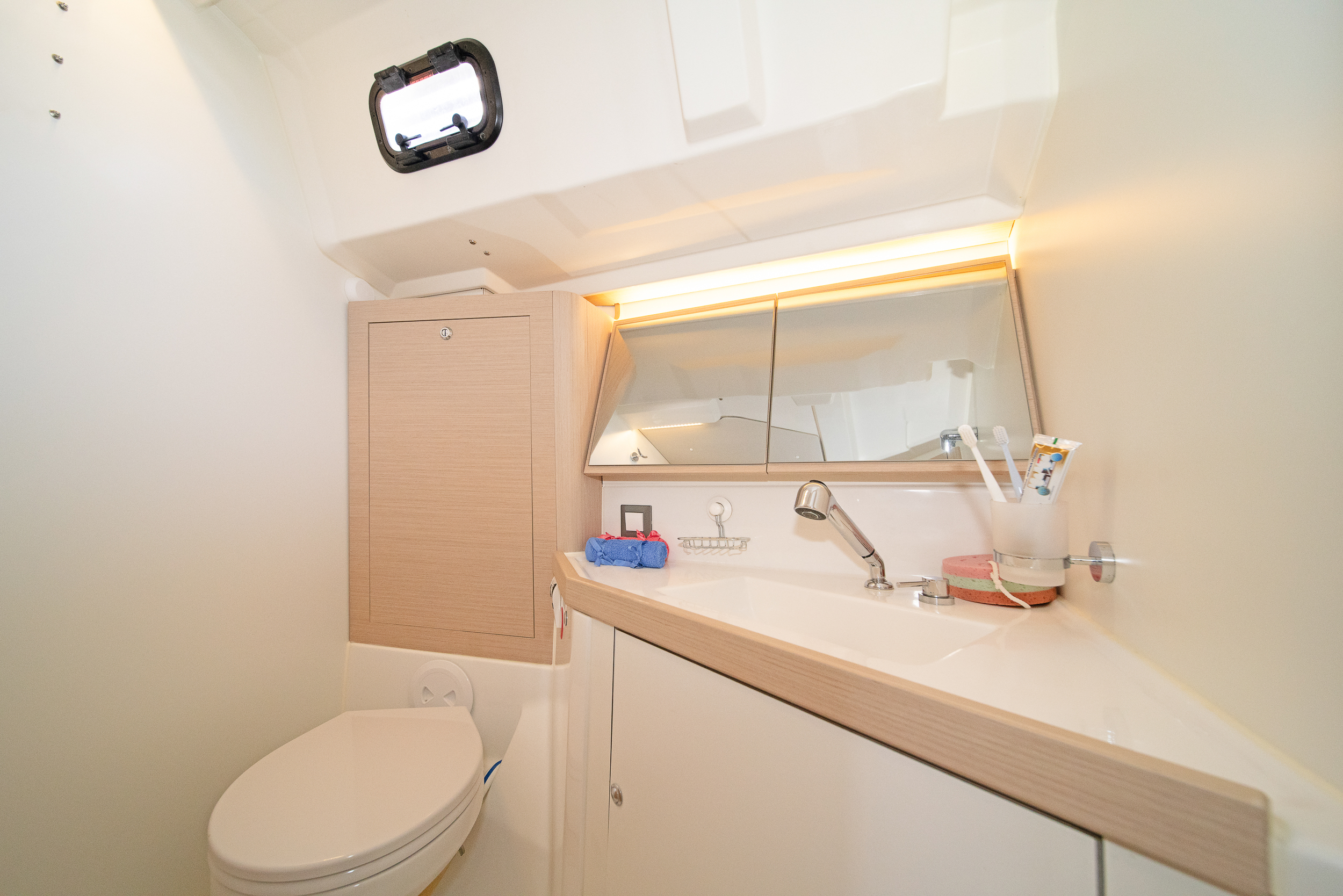 Oceanis 46.1 — photo 2