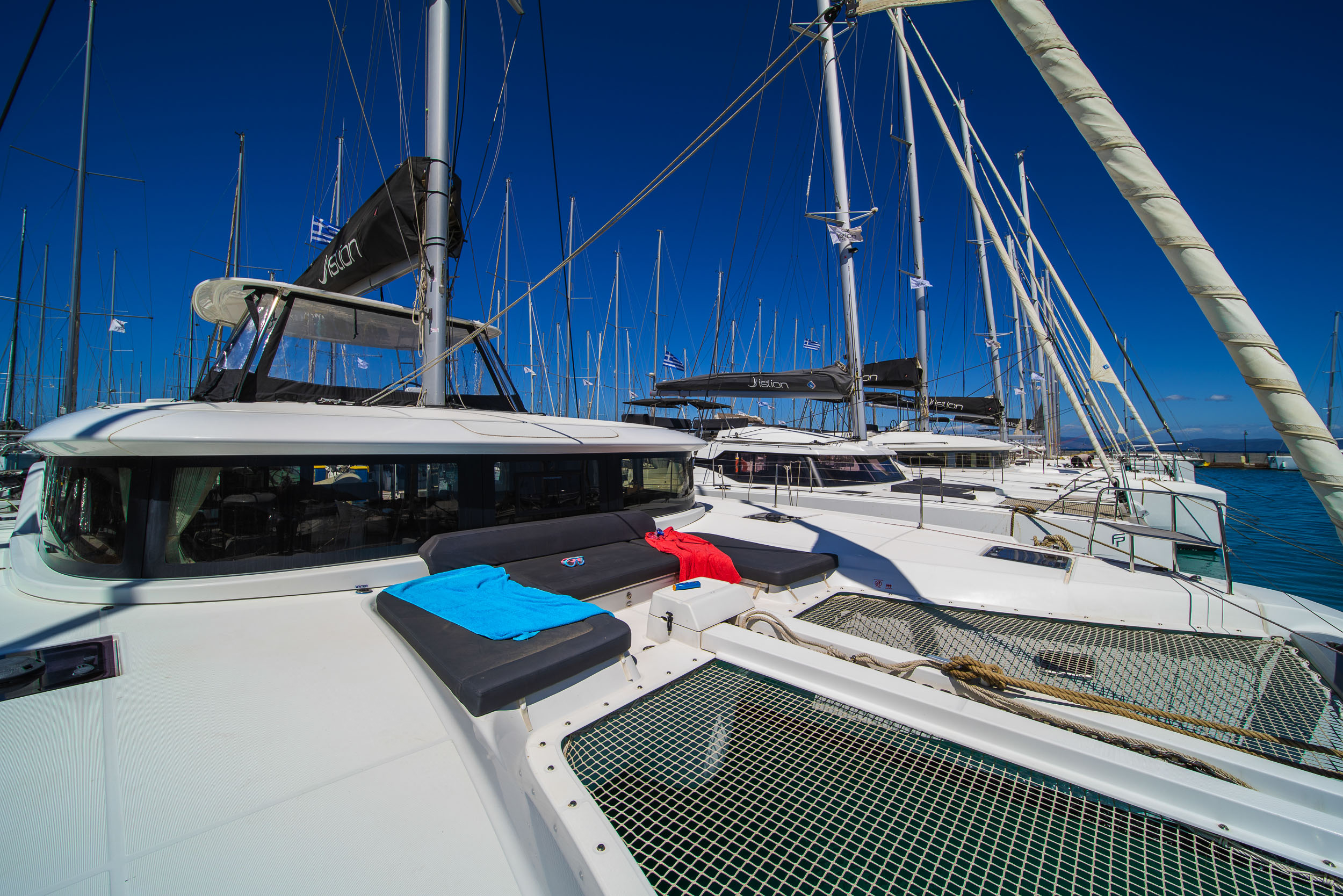 Lagoon 46 & GEN & WM — photo 4
