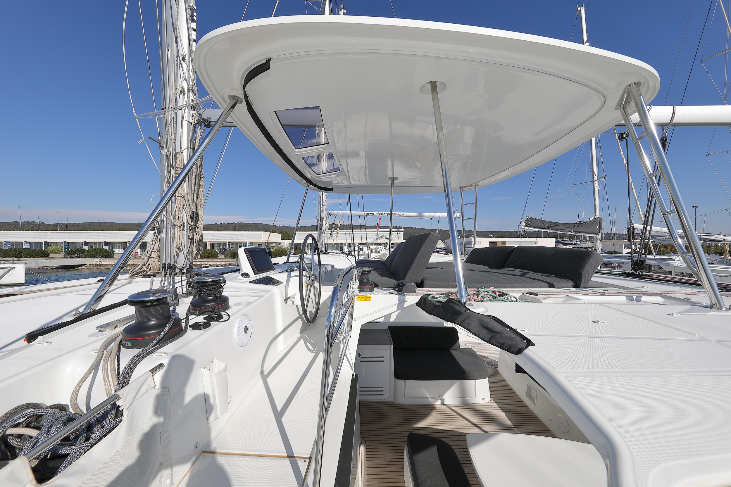 Lagoon 46 — photo 84