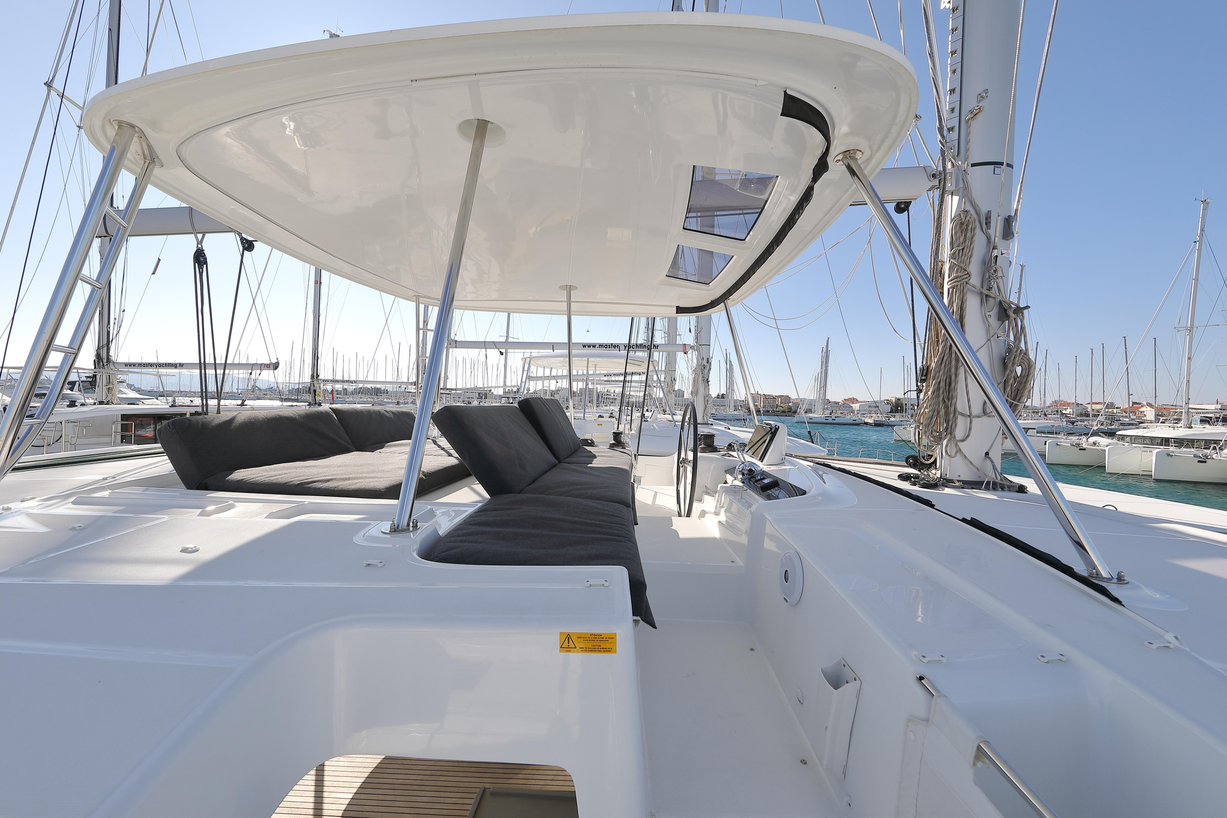 Lagoon 46 — photo 22