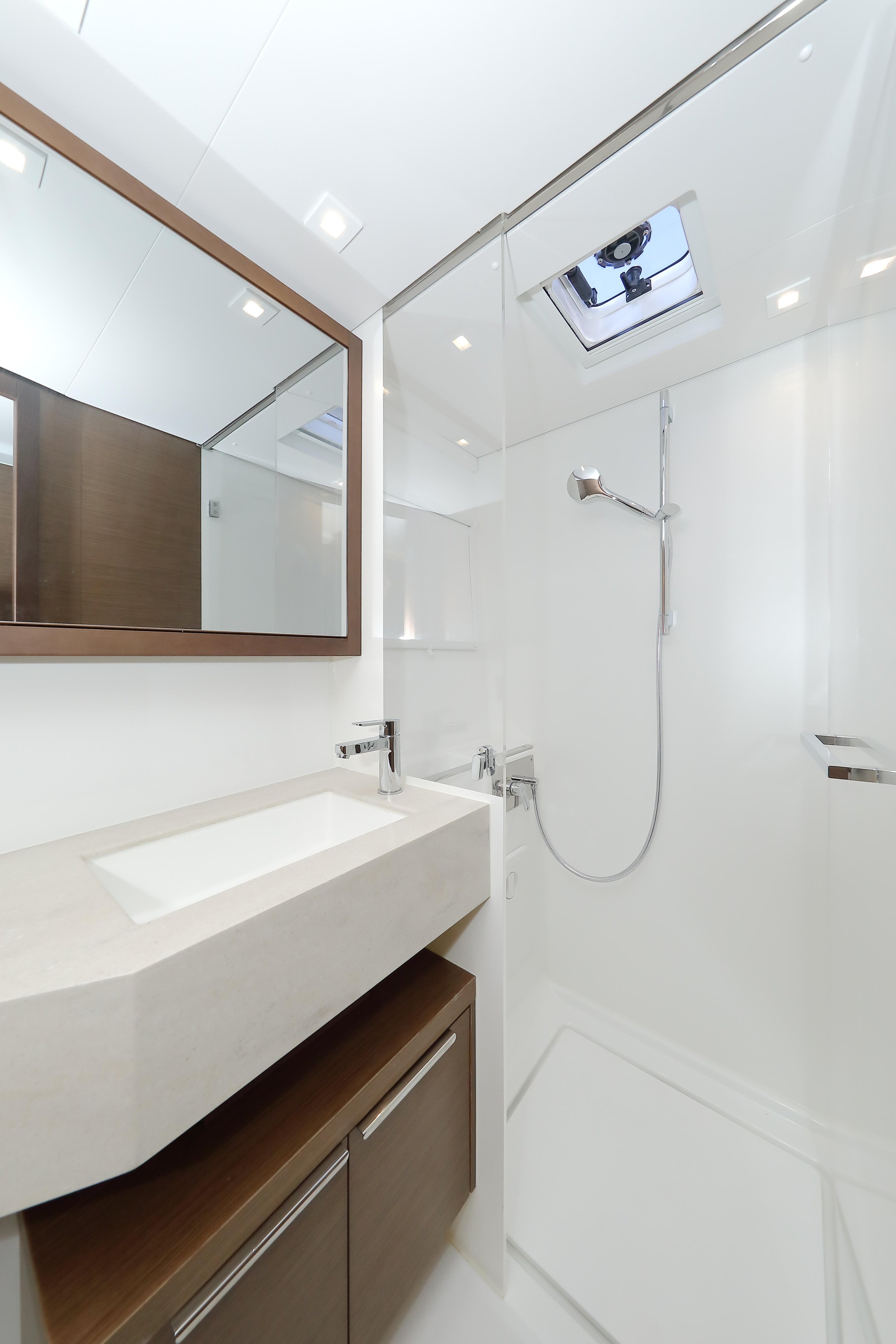 Lagoon 46 — photo 21