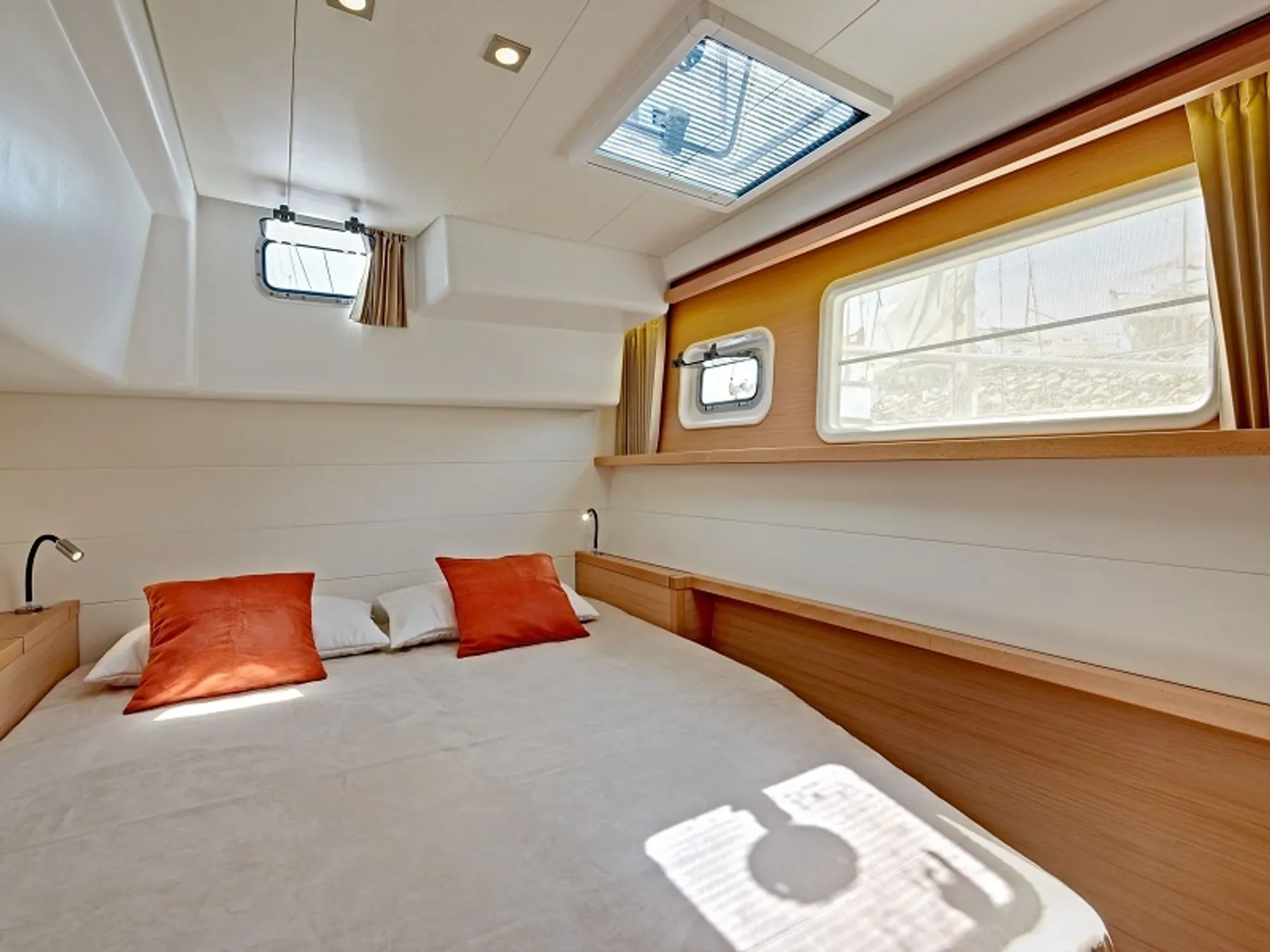 Lagoon 450 Fly — photo 6