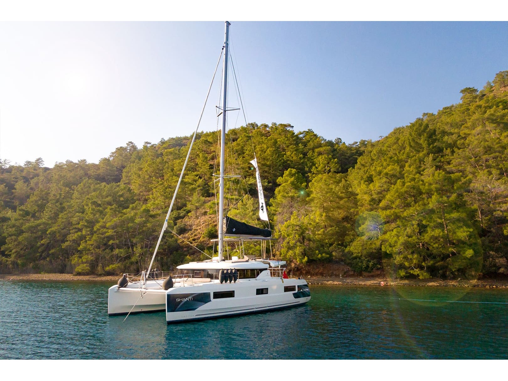 Lagoon 46 — photo 1