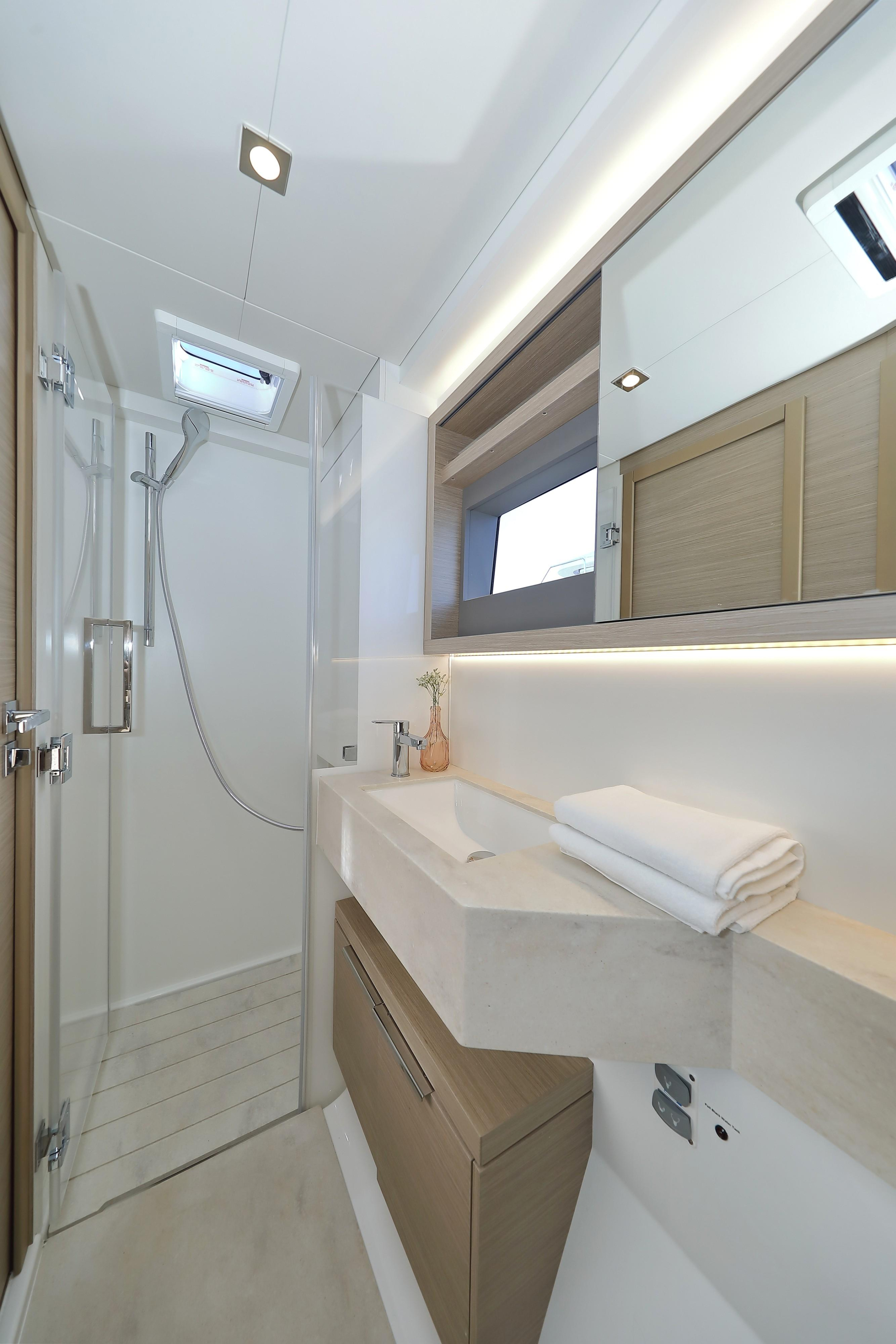 Lagoon 51 - owner version — photo 36