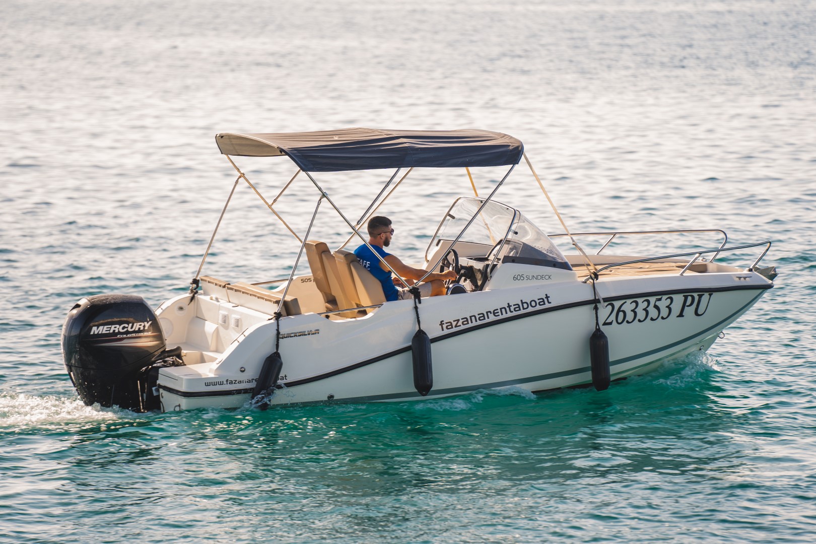 Quicksilver 605 Sundeck F — photo 12
