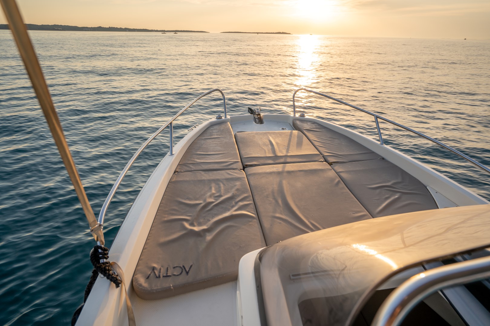 Quicksilver 605 Sundeck F — photo 21
