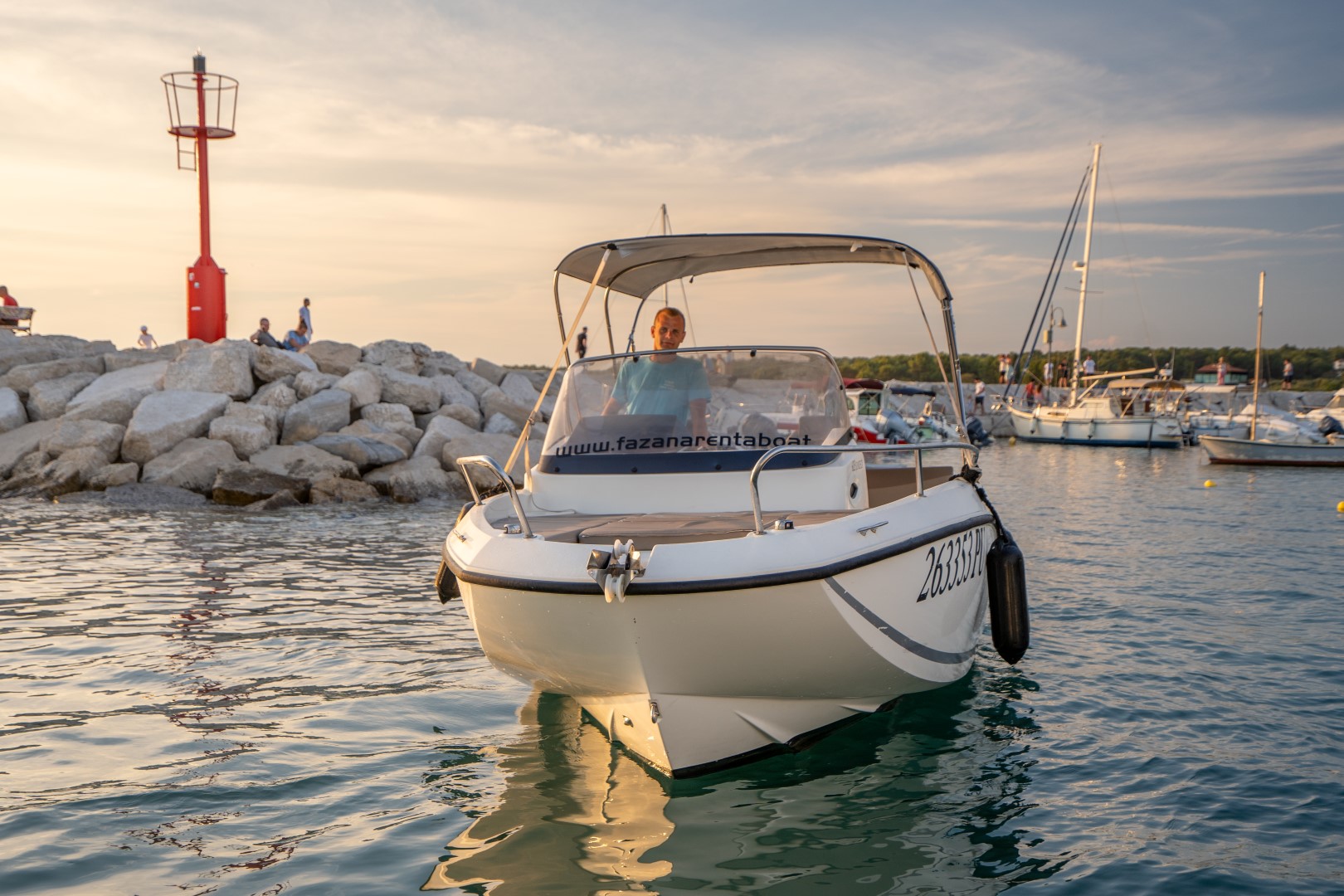 Quicksilver 605 Sundeck F — photo 31