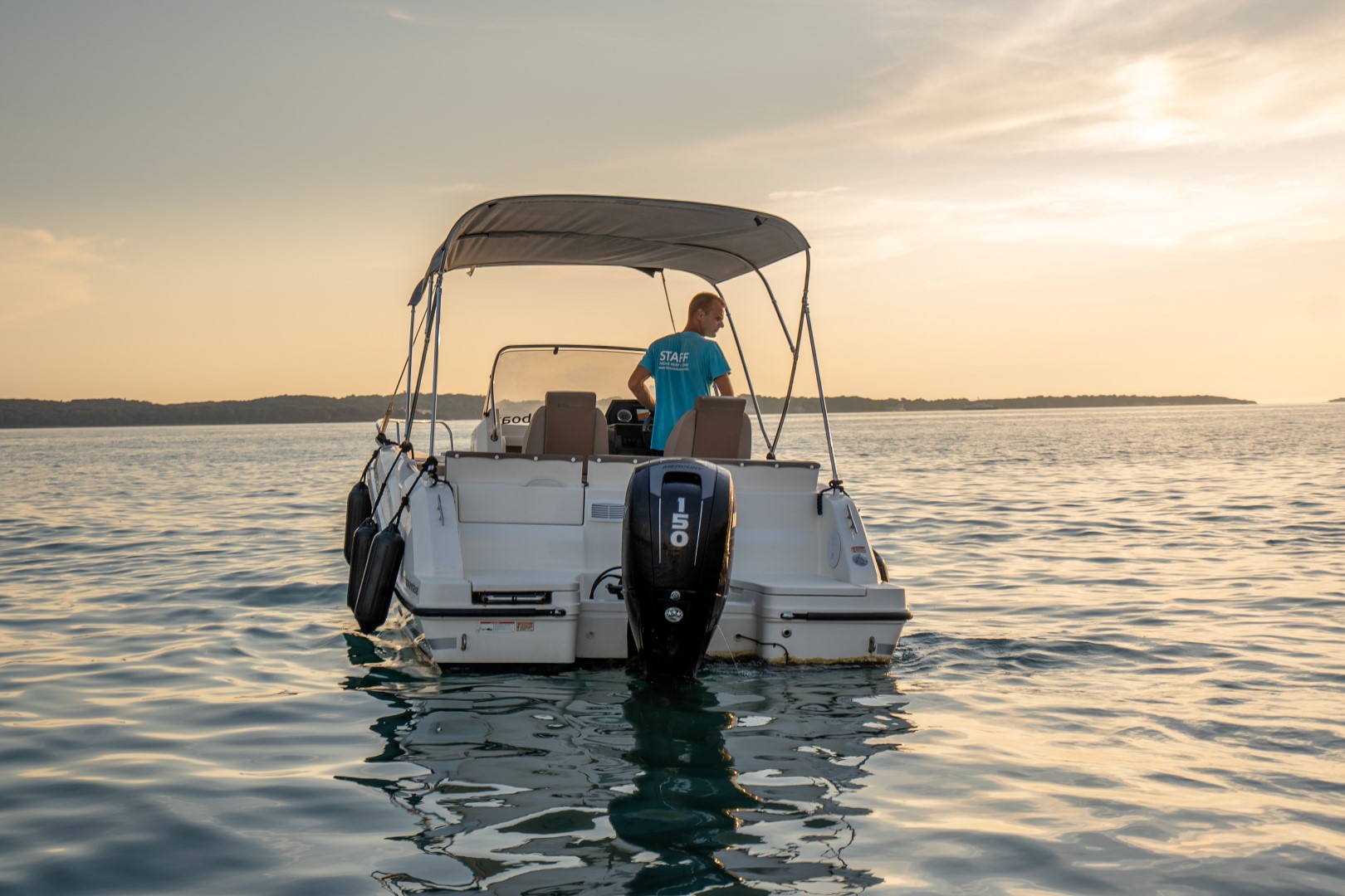 Quicksilver 605 Sundeck F — photo 14