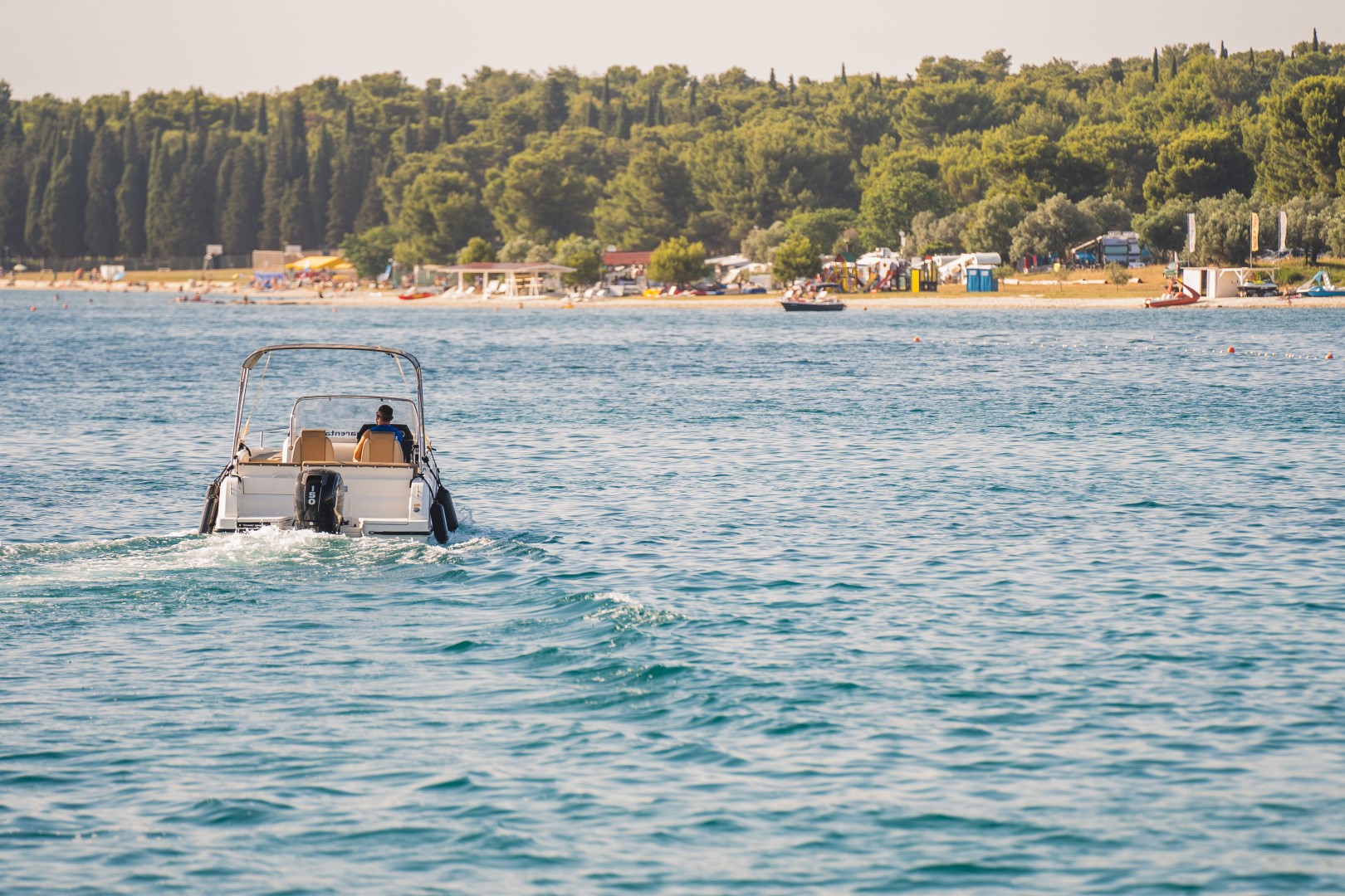 Quicksilver 605 Sundeck F — photo 11