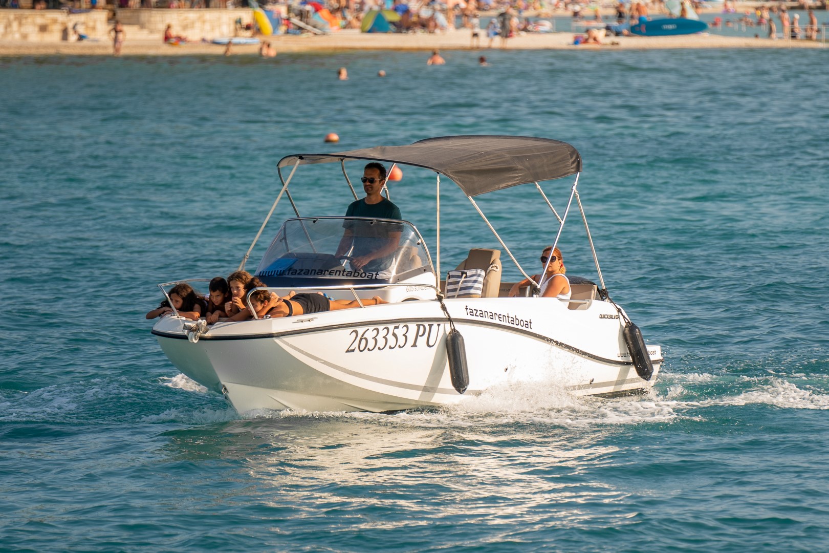 Quicksilver 605 Sundeck F — photo 15