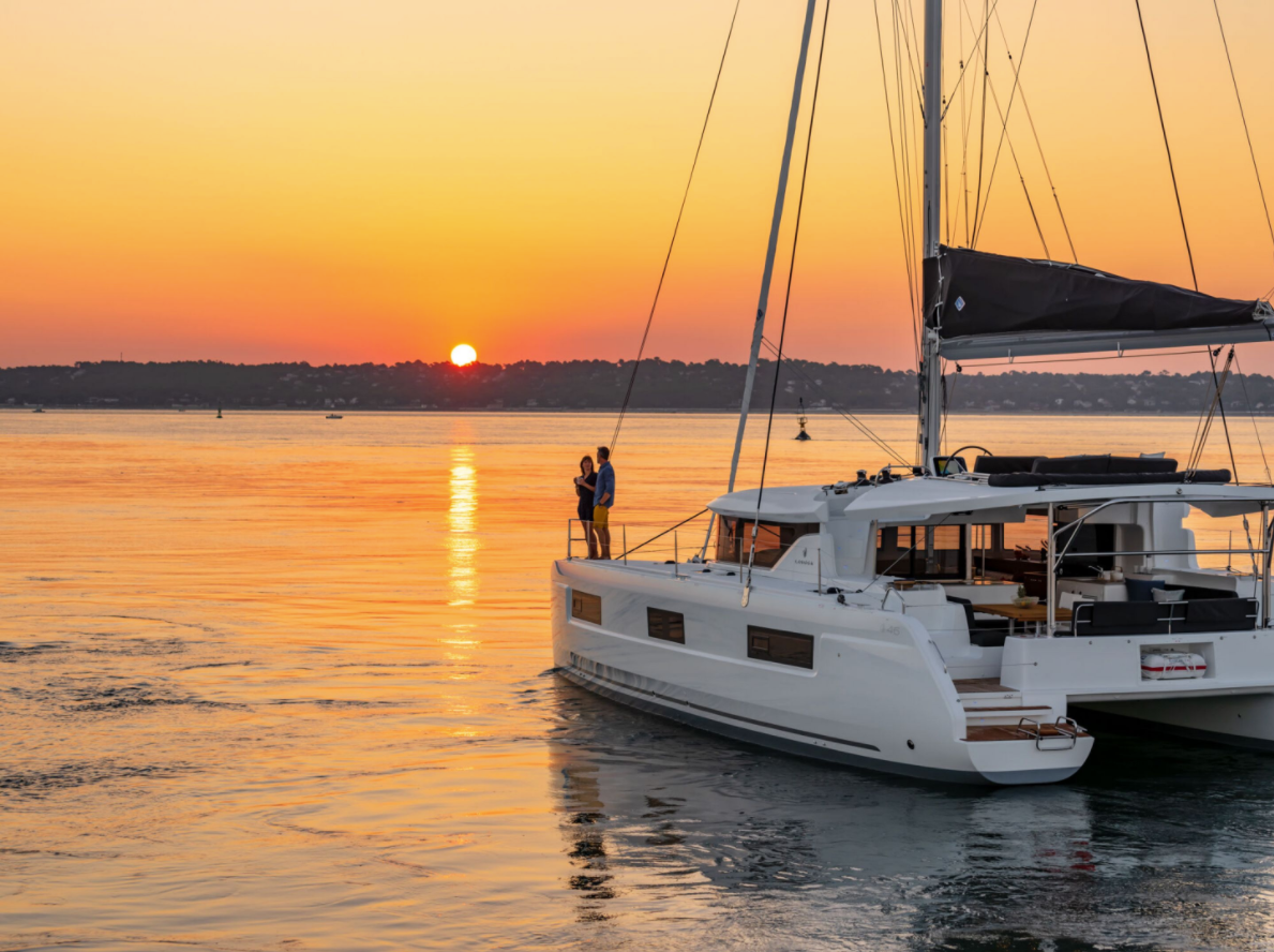 Lagoon 46 Flybridge — photo 25