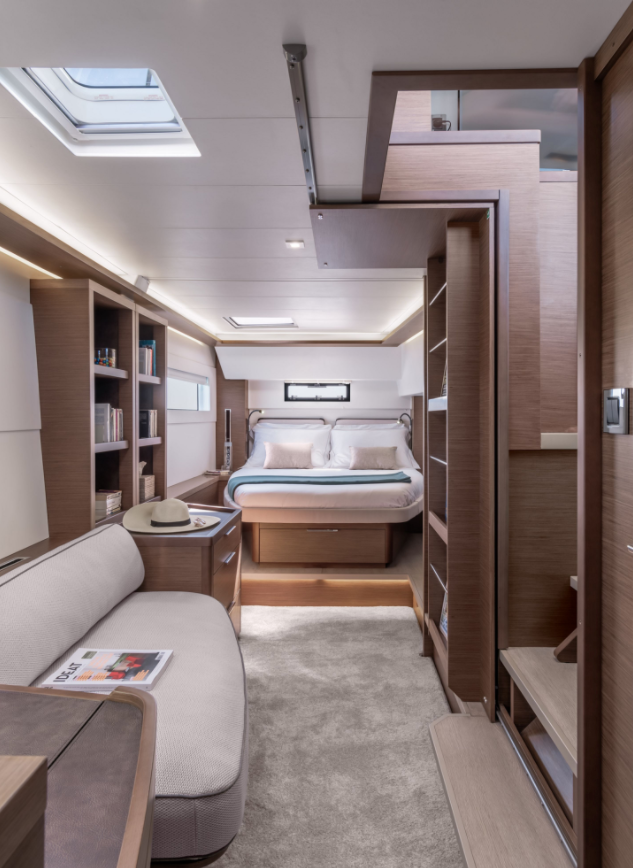 Lagoon 46 Flybridge — photo 5