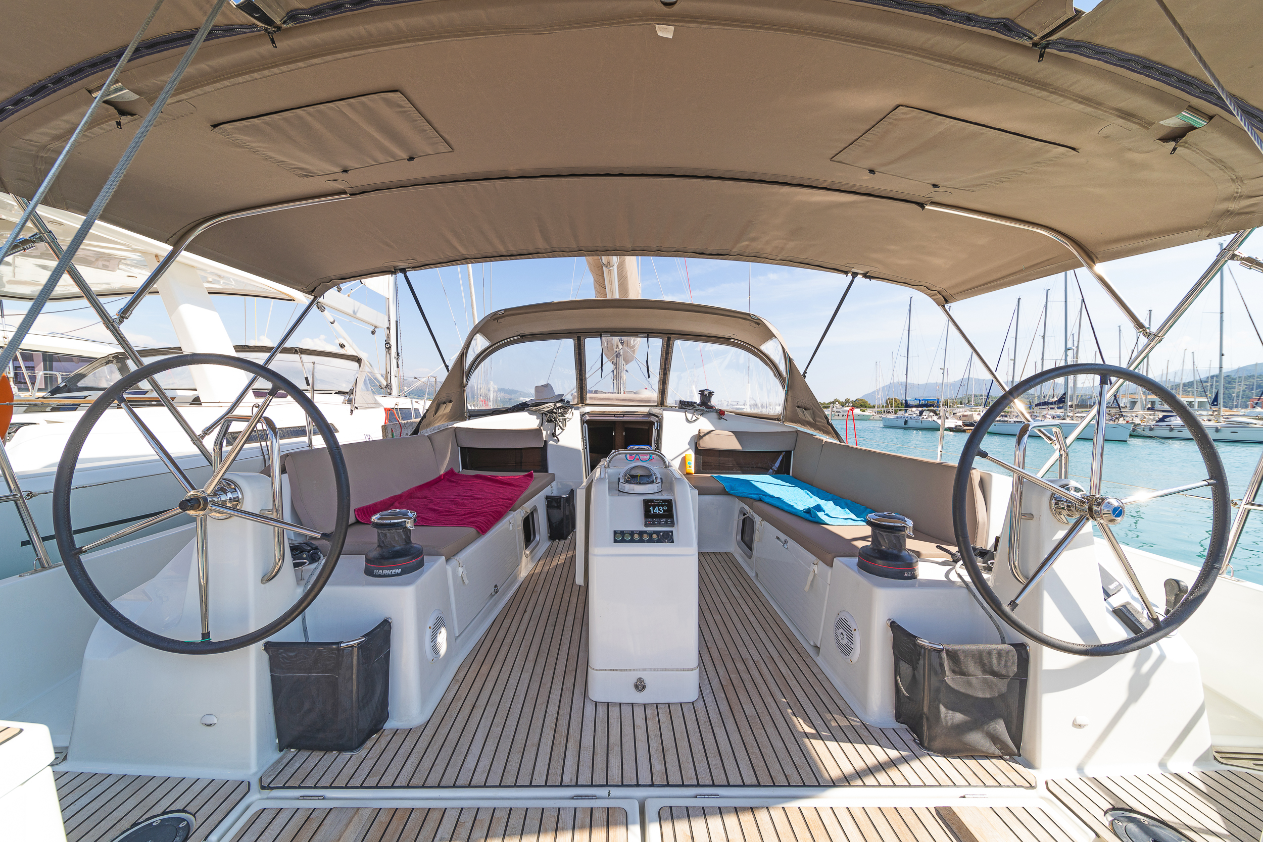 Sun Odyssey 490 GEN & — photo 3