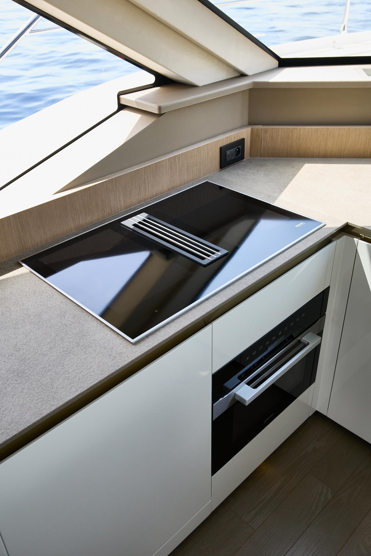 Prestige M7 — photo 23