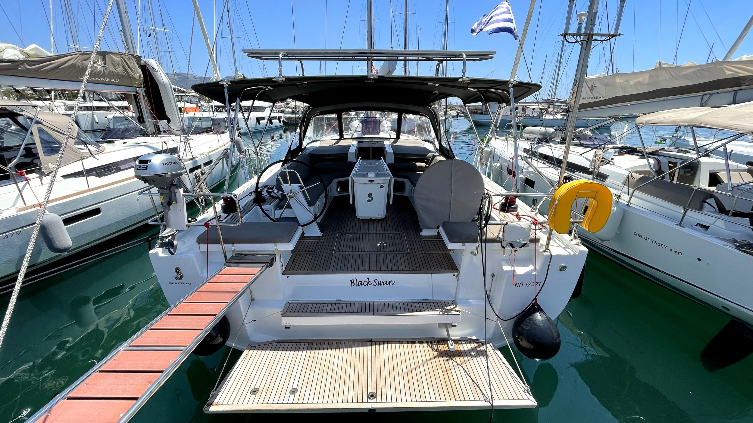 Oceanis 51.1 — photo 4