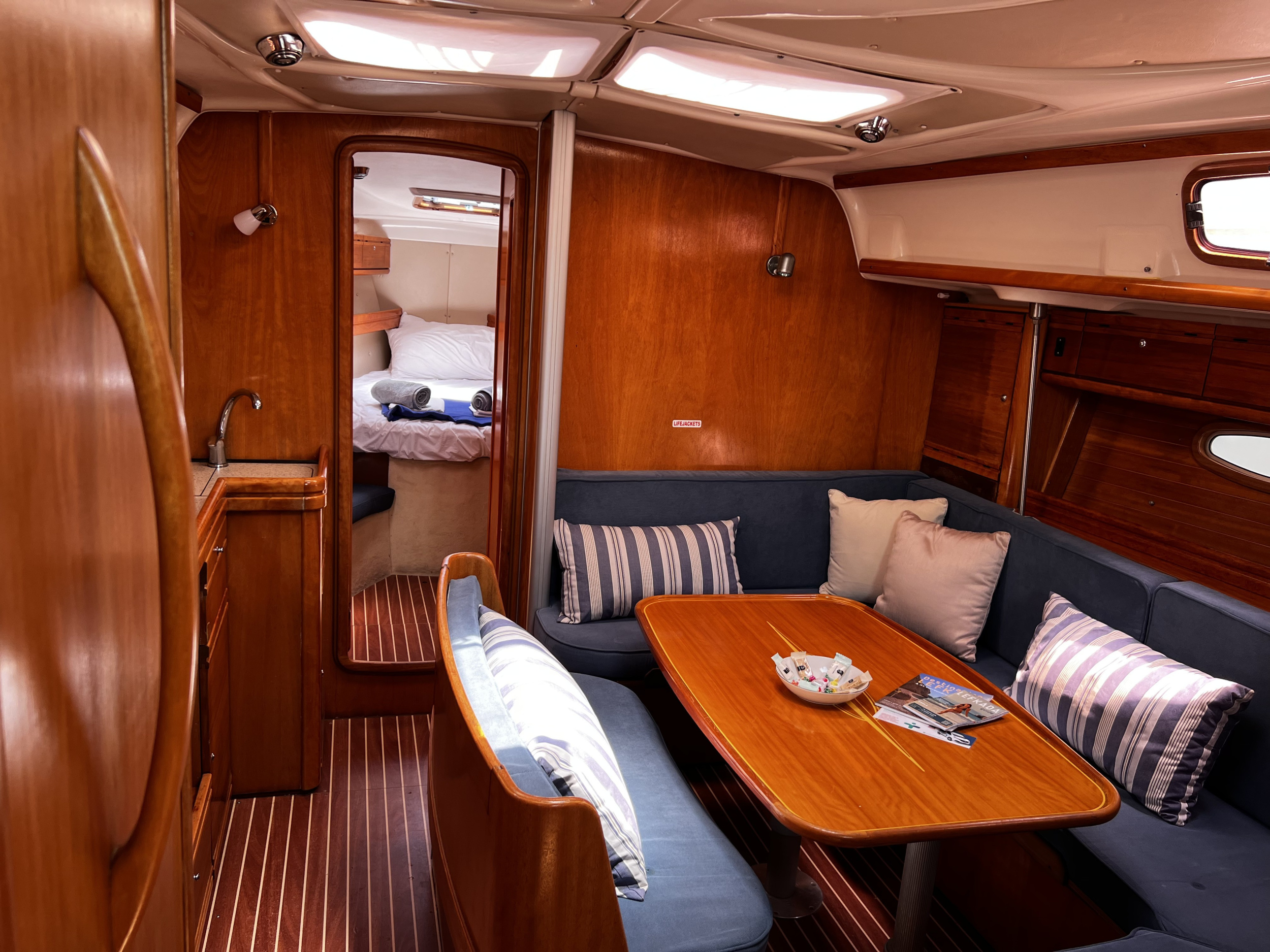 Bavaria Cruiser 39 — photo 12
