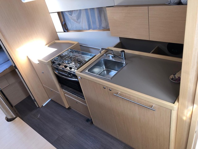 Oceanis 38.1 — photo 21
