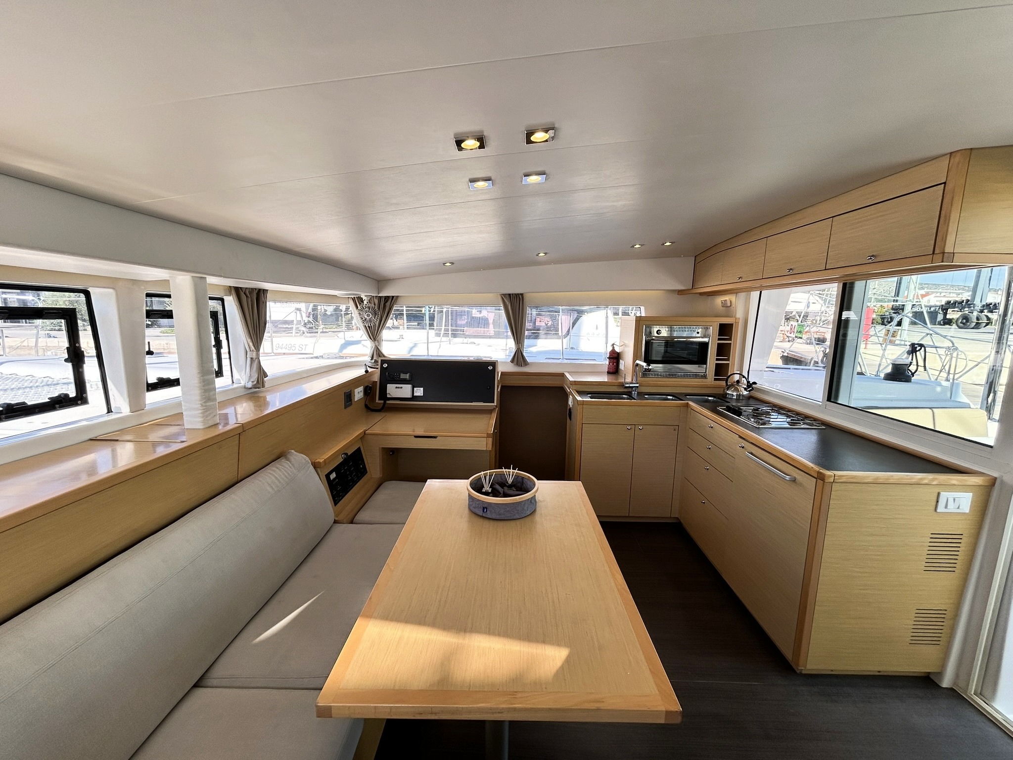 Lagoon 400 S2 — photo 16