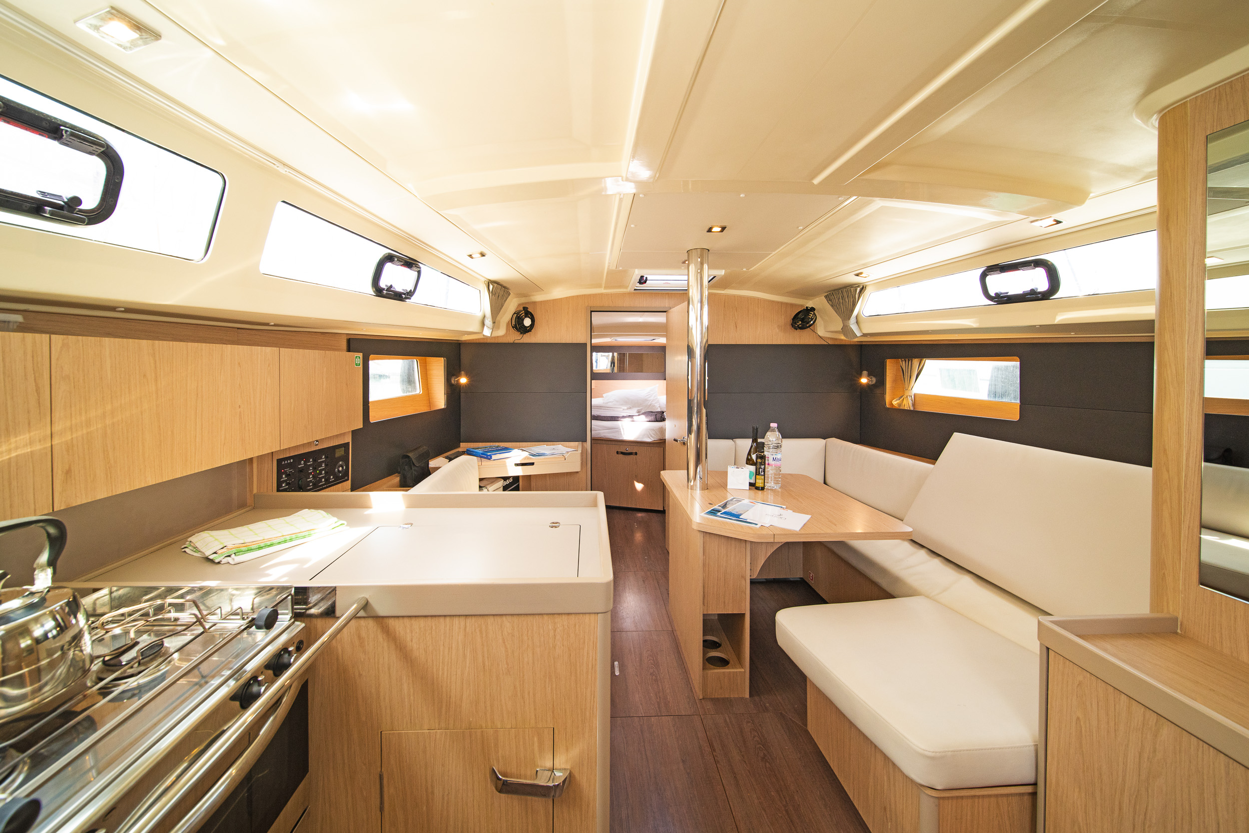 Oceanis 41.1 — photo 12