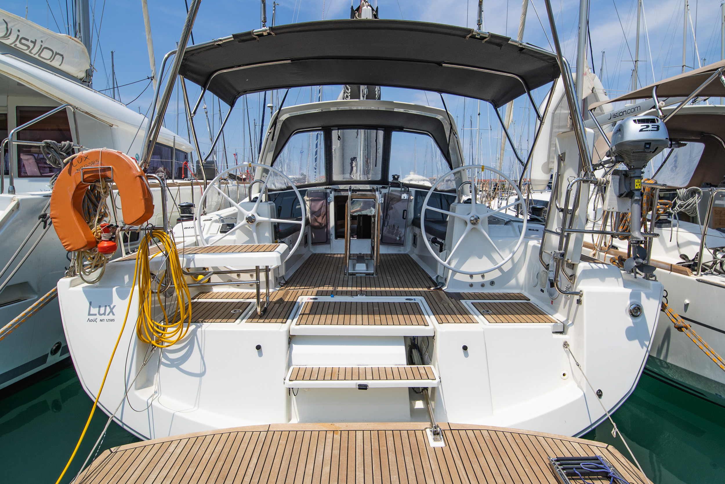 Oceanis 41.1 — photo 9