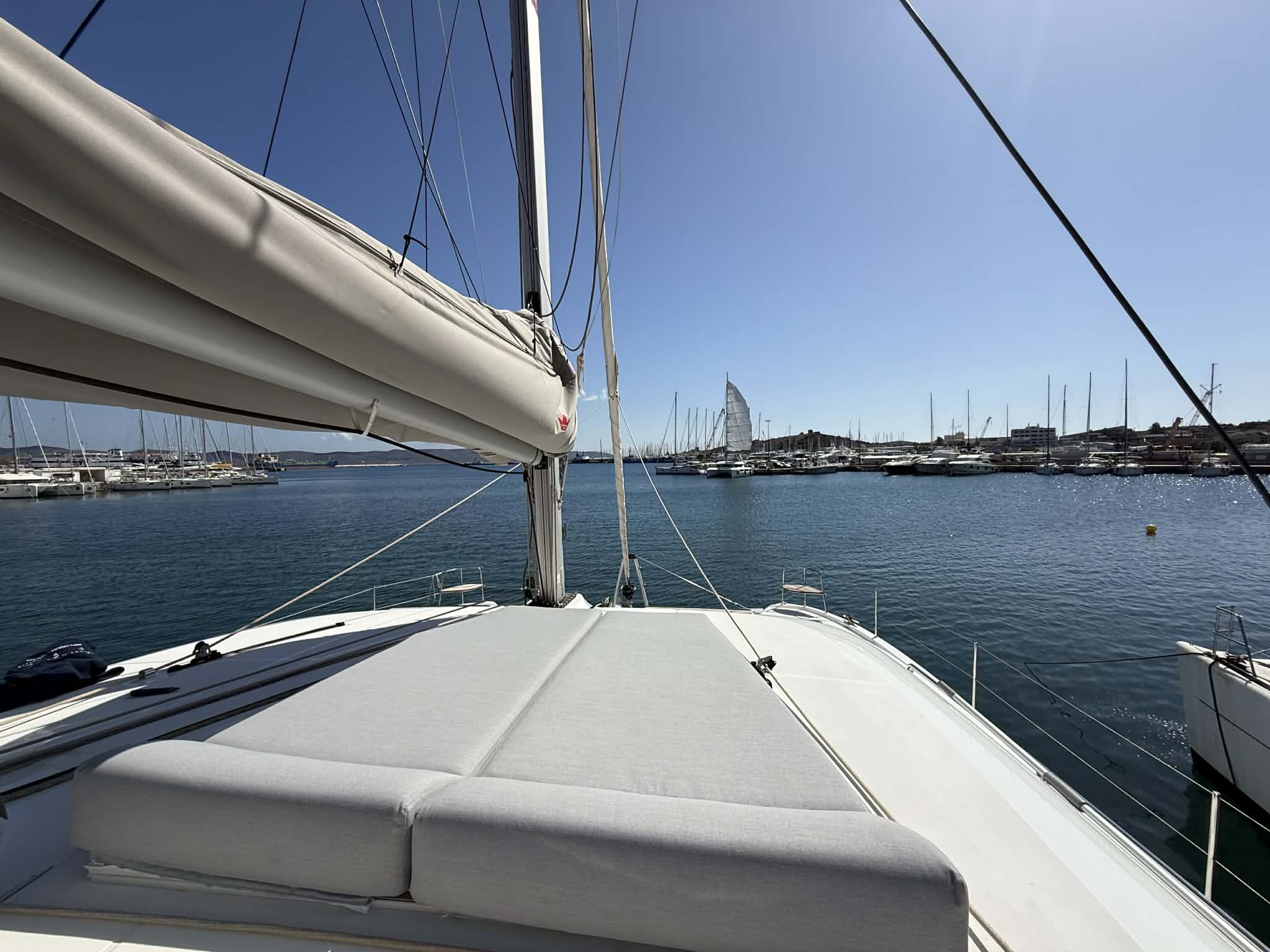 Lagoon 43 — photo 10