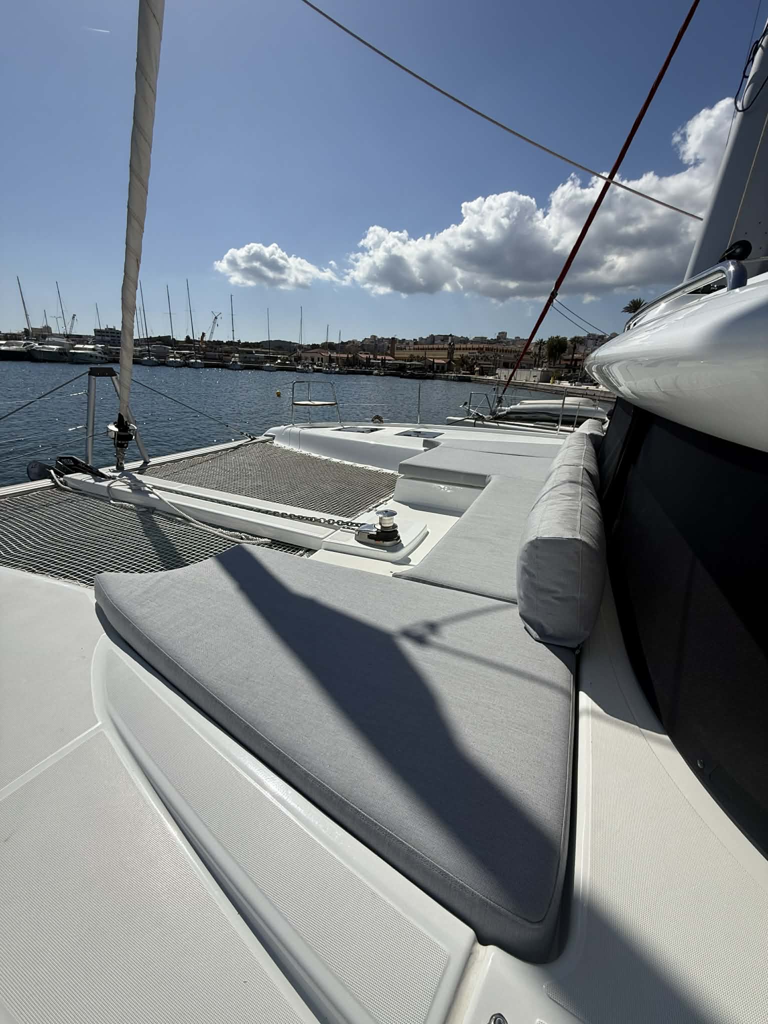 Lagoon 43 — photo 13
