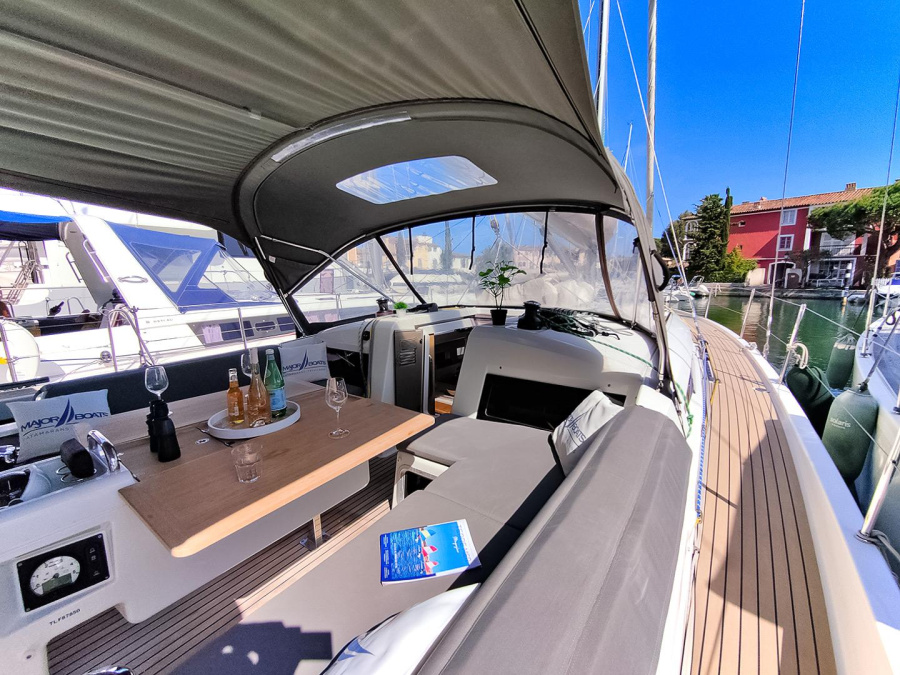 Photo #1 - Sun Odyssey 440 (Sterenn) en Port Grimaud - 19447
