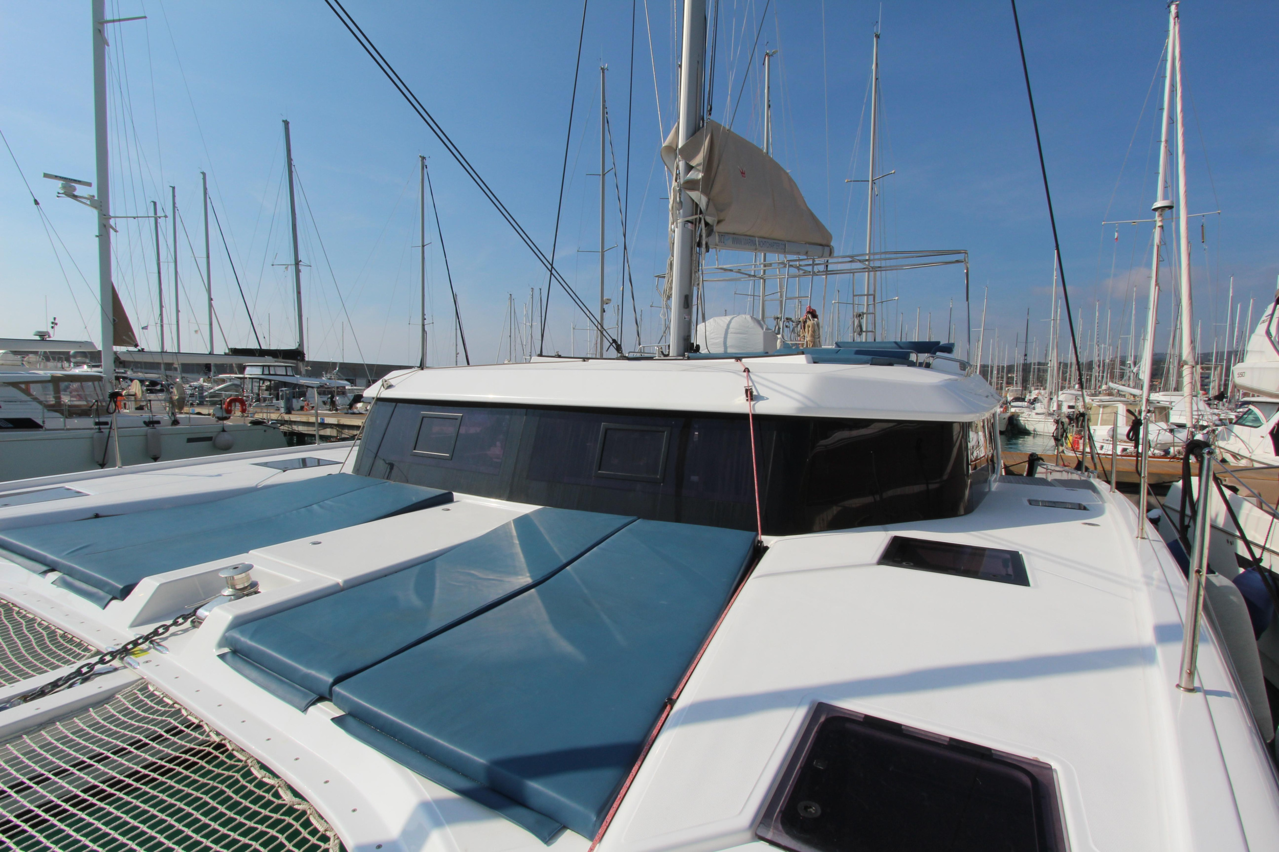 Dufour Catamaran 48 5c+5h — photo 39