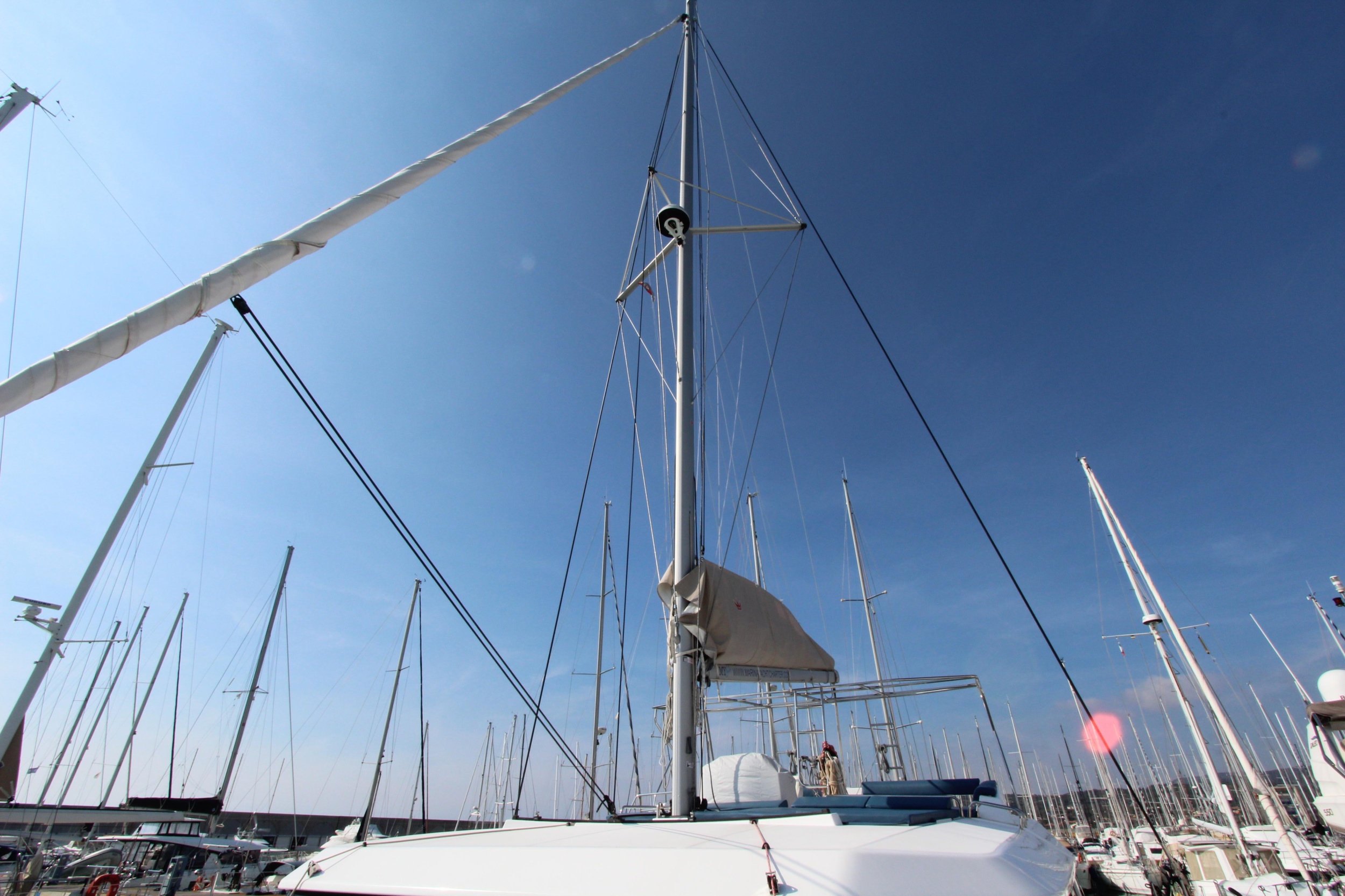 Dufour Catamaran 48 5c+5h — photo 13