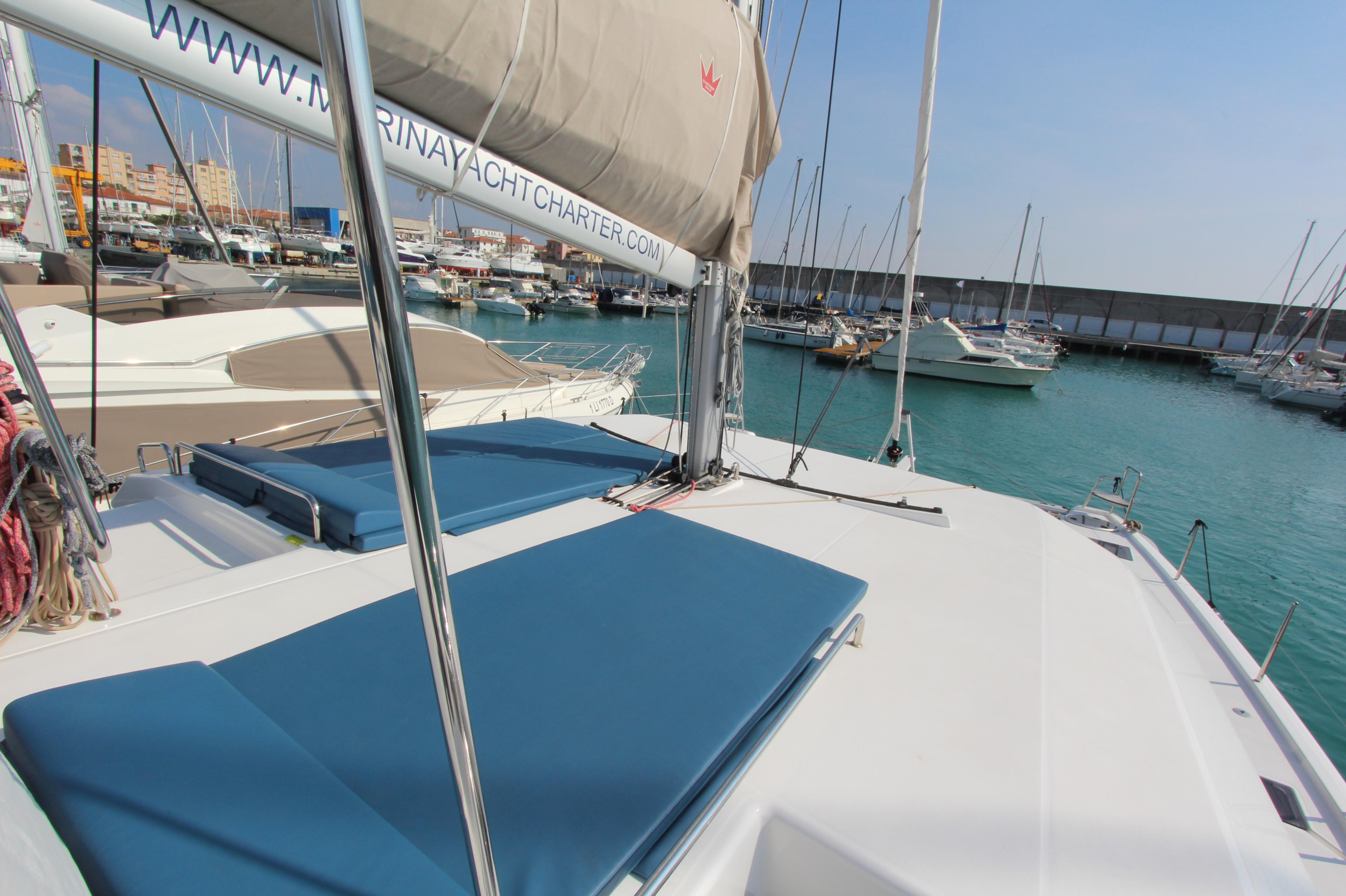 Dufour Catamaran 48 5c+5h — photo 20