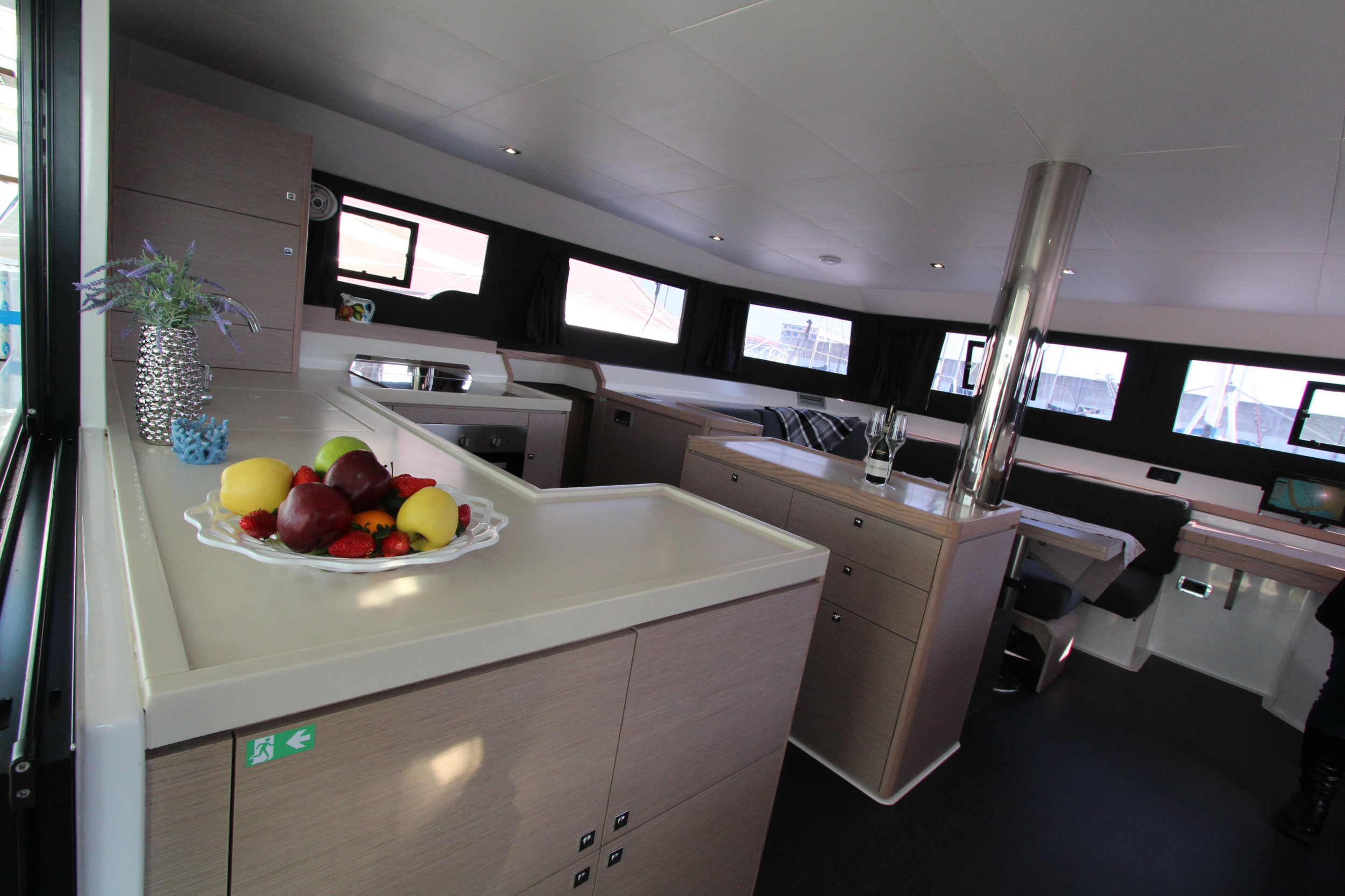 Dufour Catamaran 48 5c+5h — photo 31