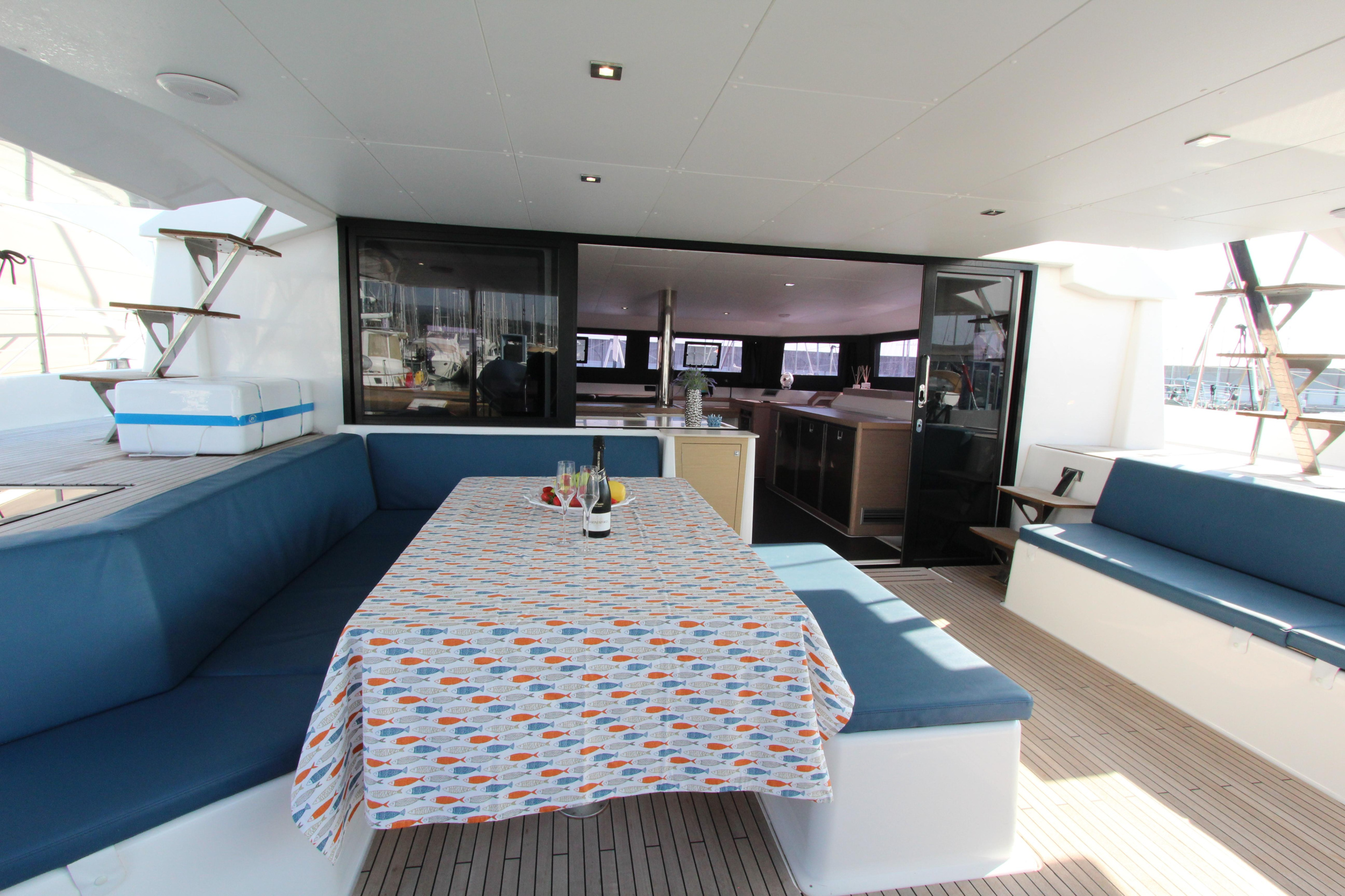 Dufour Catamaran 48 5c+5h — photo 29