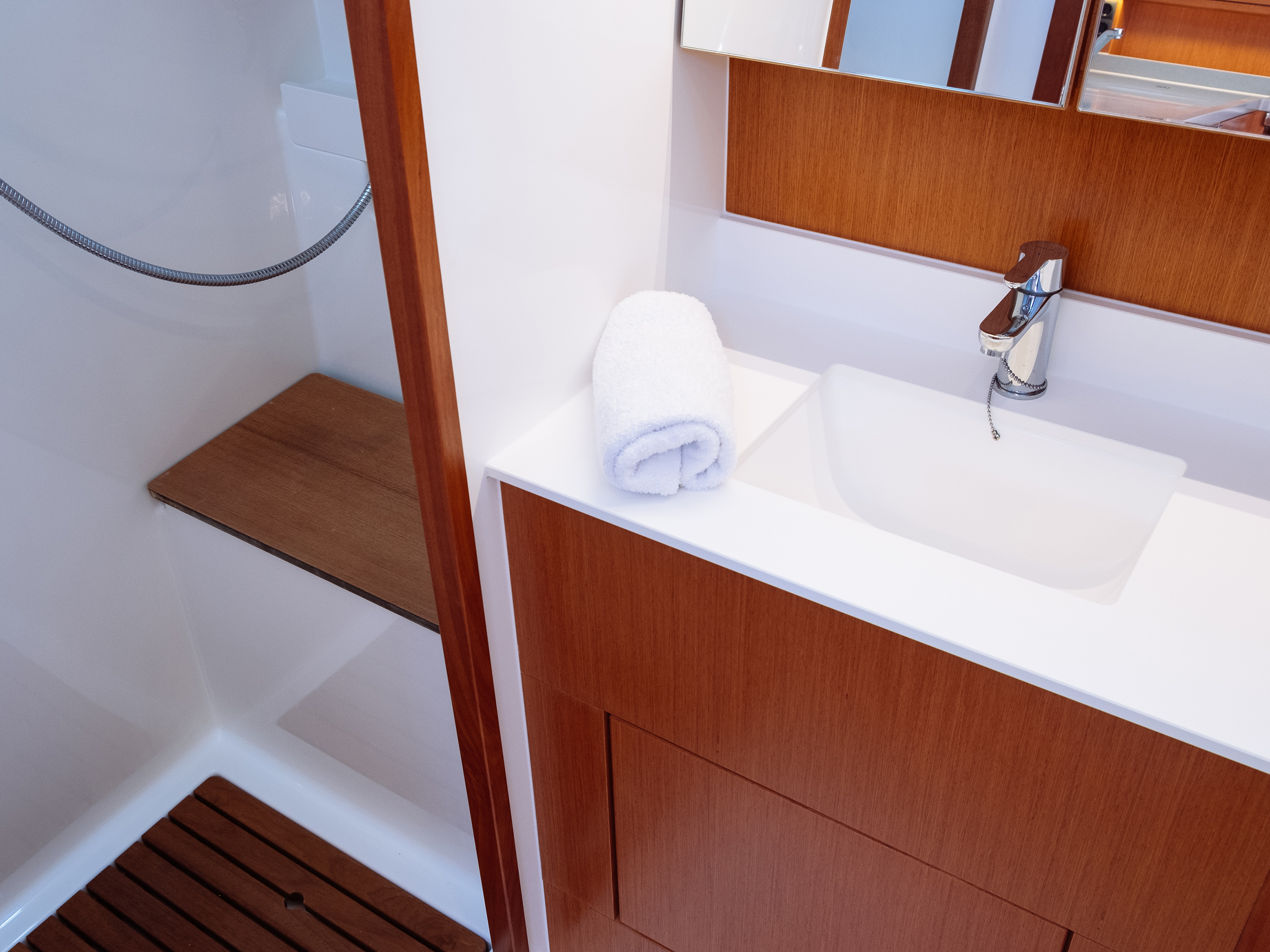 Bavaria C45 & GEN — photo 14